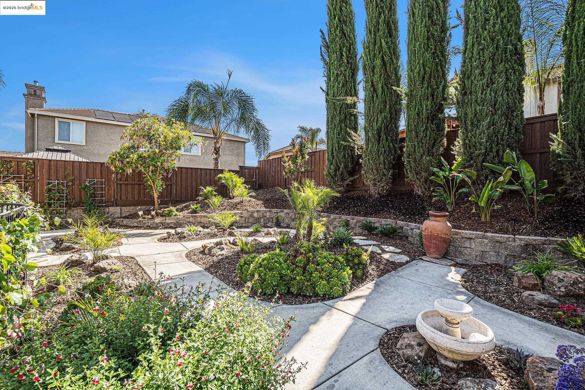 Detail Gallery Image 22 of 31 For 113 Little Ranch Circle, Oakley,  CA 94561 - 5 Beds | 3 Baths