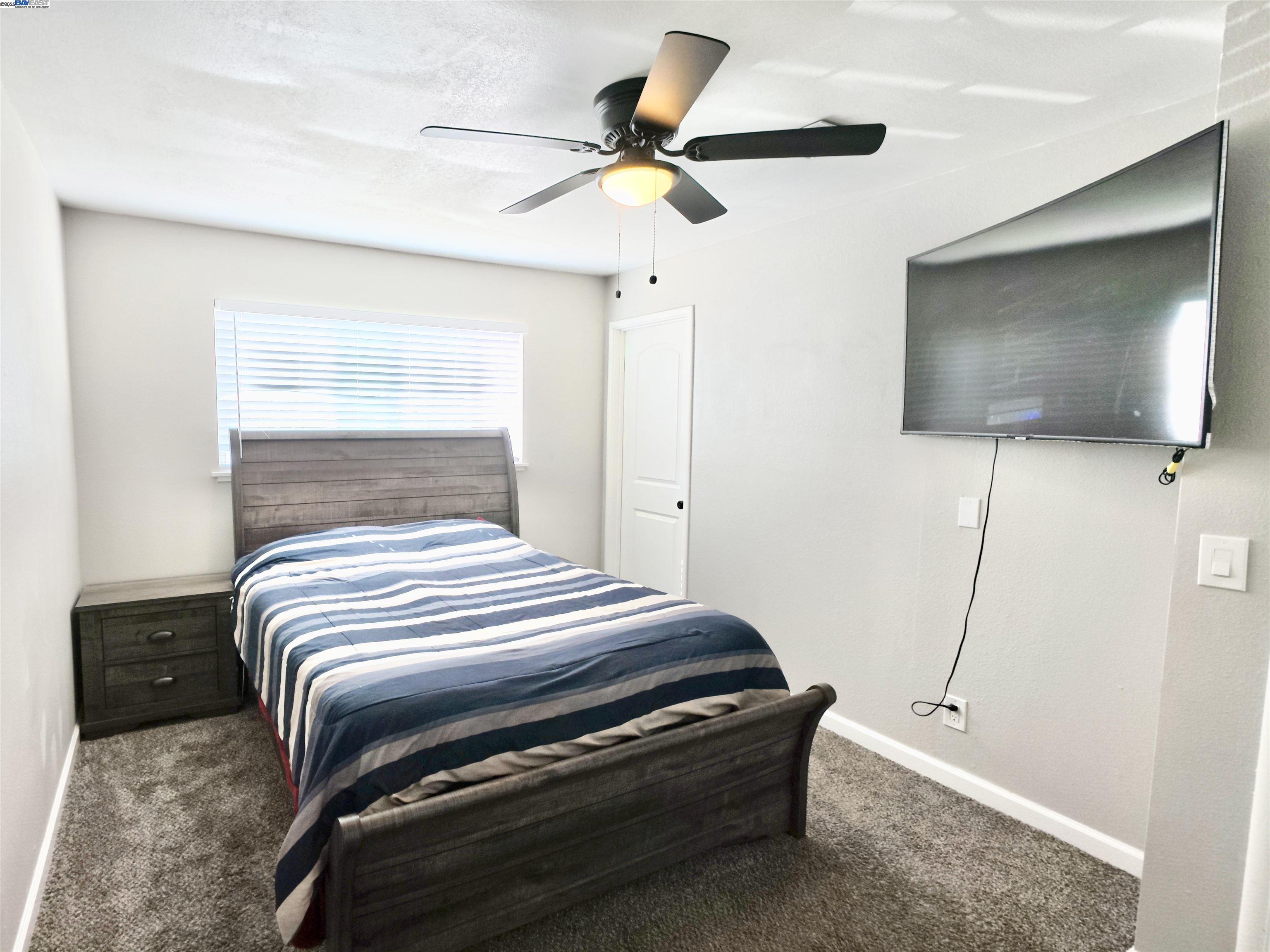 Detail Gallery Image 9 of 17 For 1213 Huntington Dr, Modesto,  CA 95350 - 3 Beds | 2 Baths