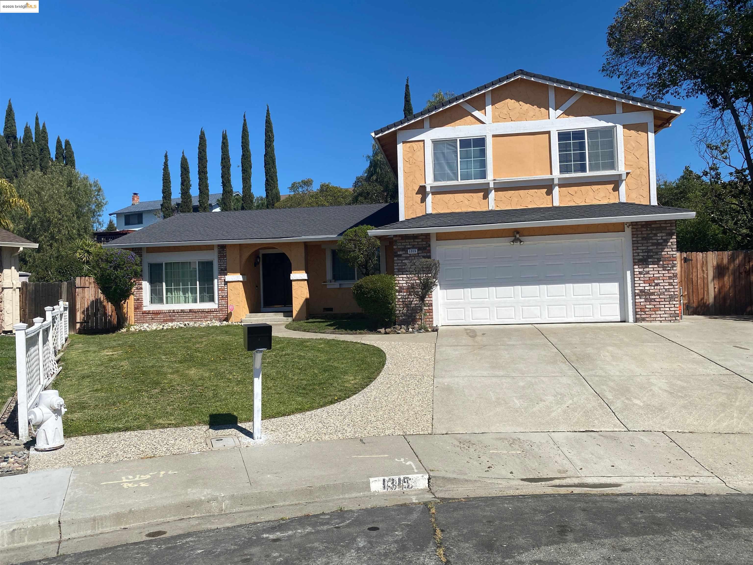 Detail Gallery Image 1 of 22 For 1315 Provence Ct, Antioch,  CA 94509 - 4 Beds | 2/1 Baths