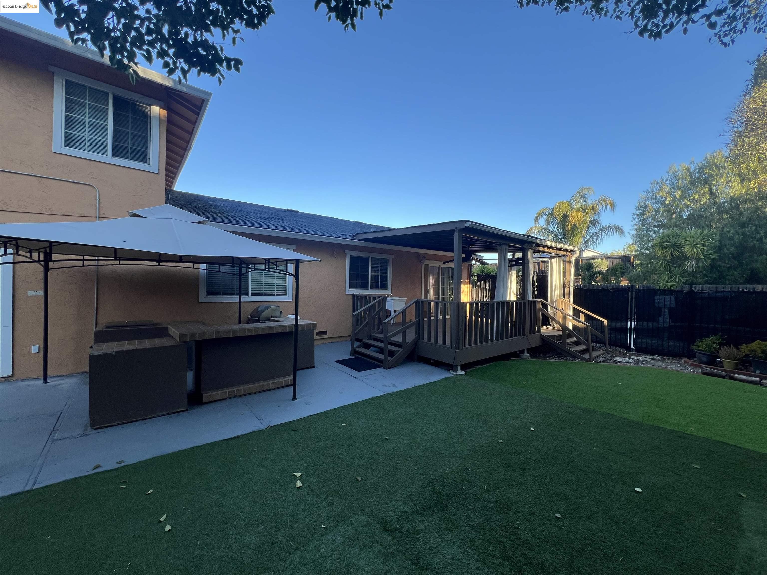 Detail Gallery Image 17 of 22 For 1315 Provence Ct, Antioch,  CA 94509 - 4 Beds | 2/1 Baths