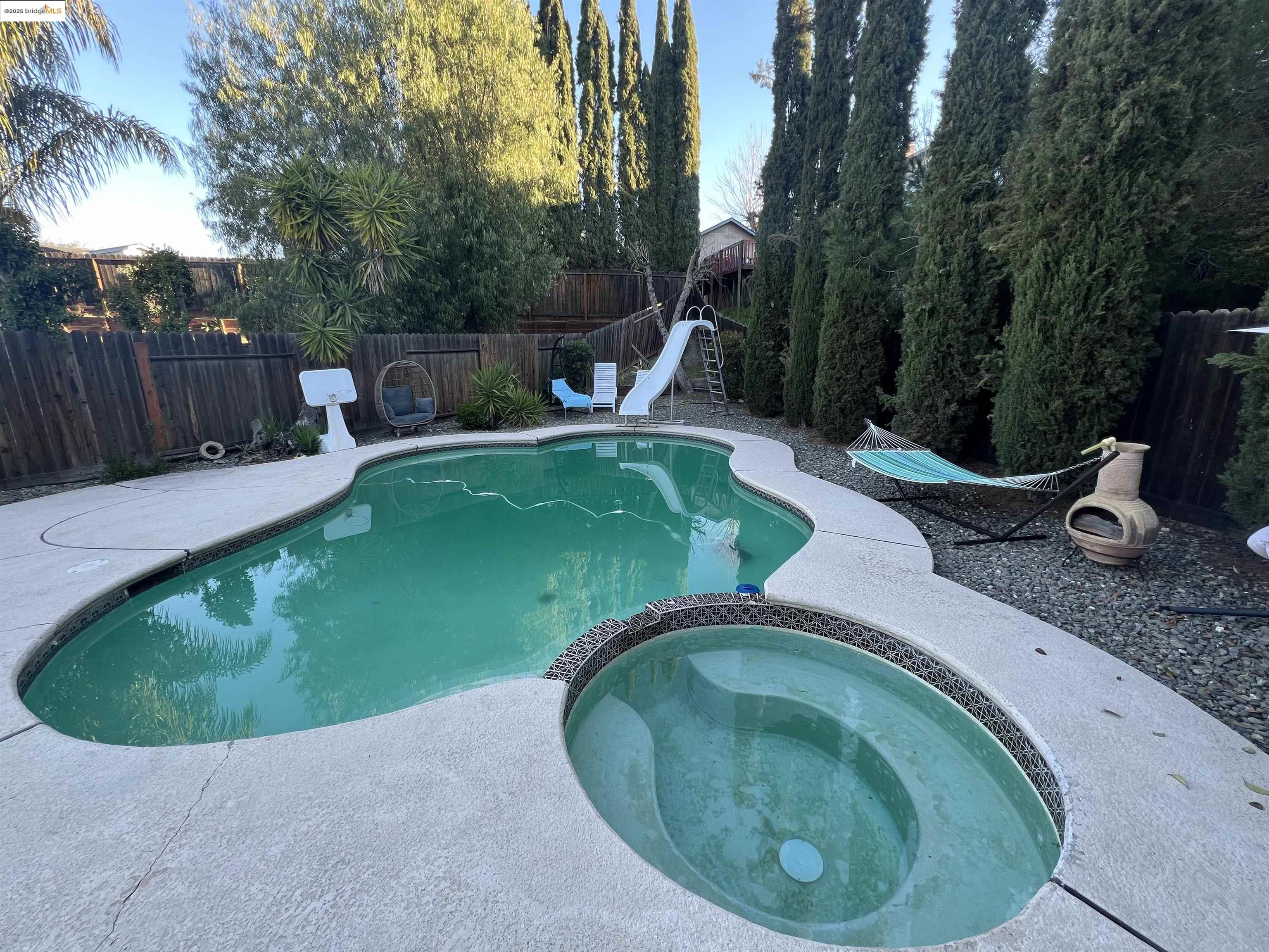 Detail Gallery Image 20 of 22 For 1315 Provence Ct, Antioch,  CA 94509 - 4 Beds | 2/1 Baths