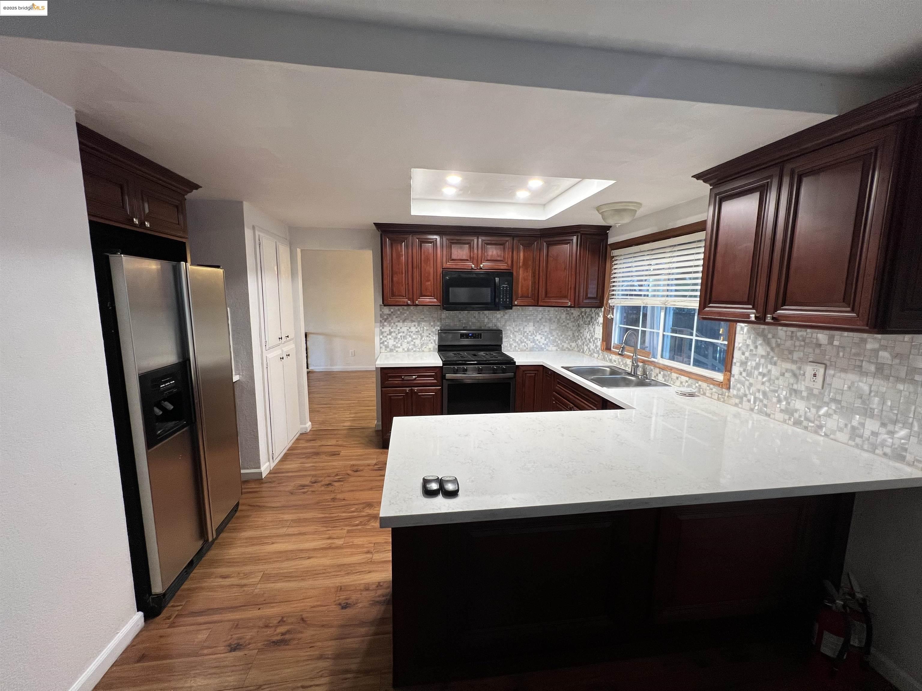 Detail Gallery Image 3 of 22 For 1315 Provence Ct, Antioch,  CA 94509 - 4 Beds | 2/1 Baths