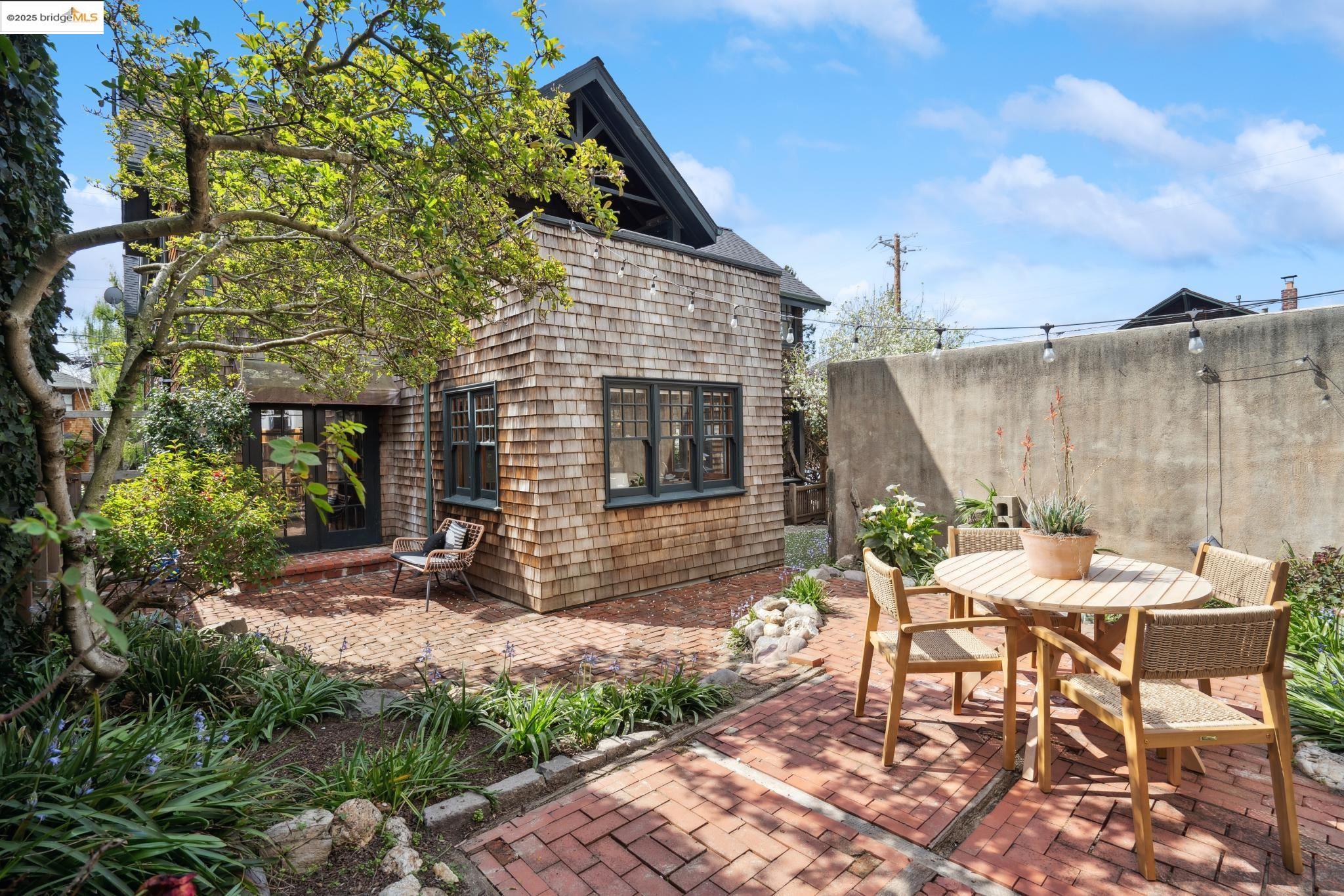 property-img