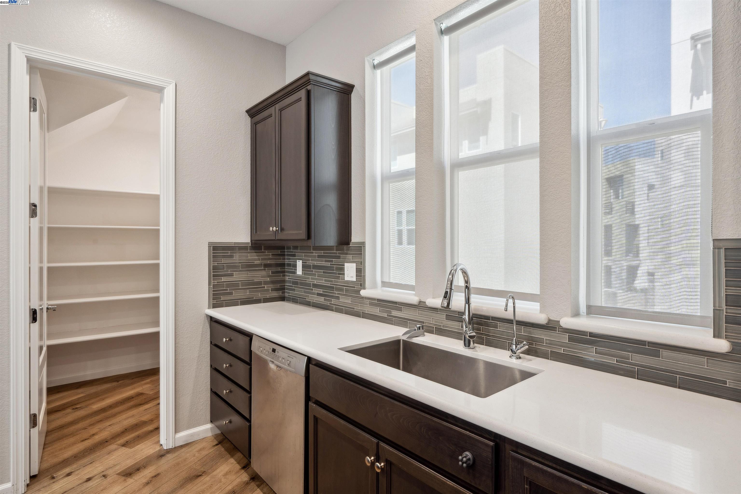 Detail Gallery Image 21 of 57 For 5813 Huntley Ave, Dublin,  CA 94568 - 4 Beds | 3/1 Baths