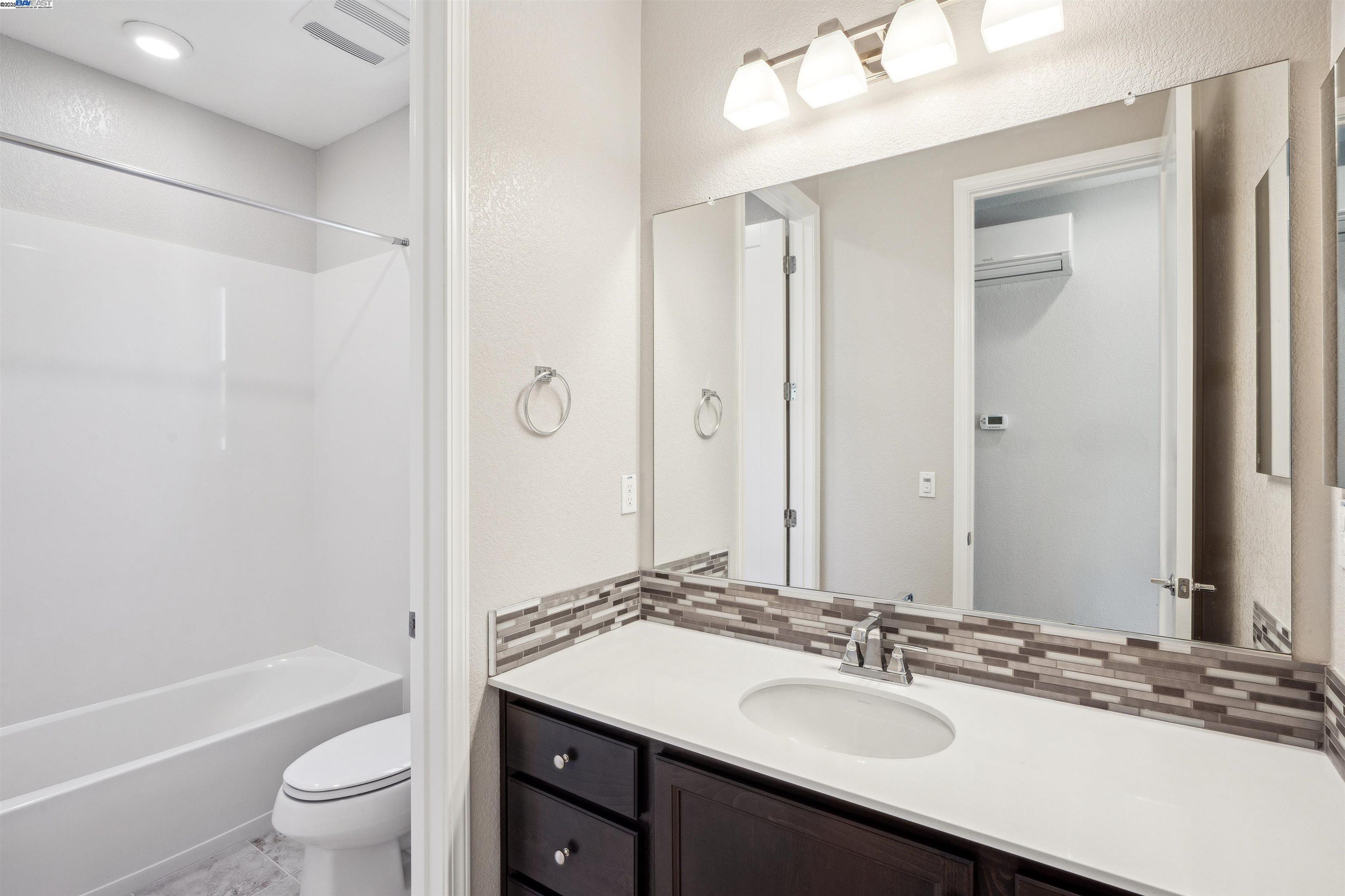 Detail Gallery Image 31 of 57 For 5813 Huntley Ave, Dublin,  CA 94568 - 4 Beds | 3/1 Baths