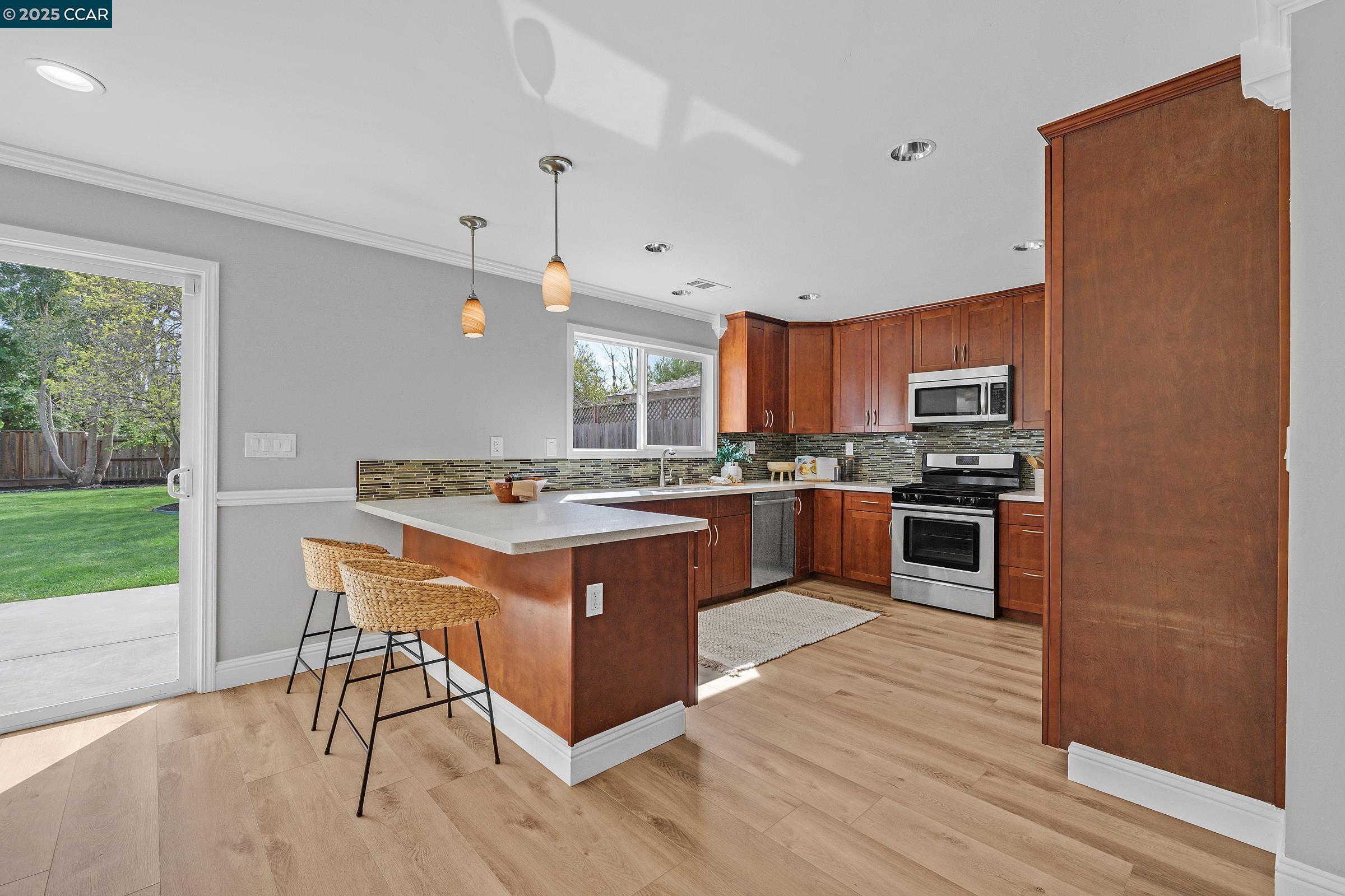 property-img