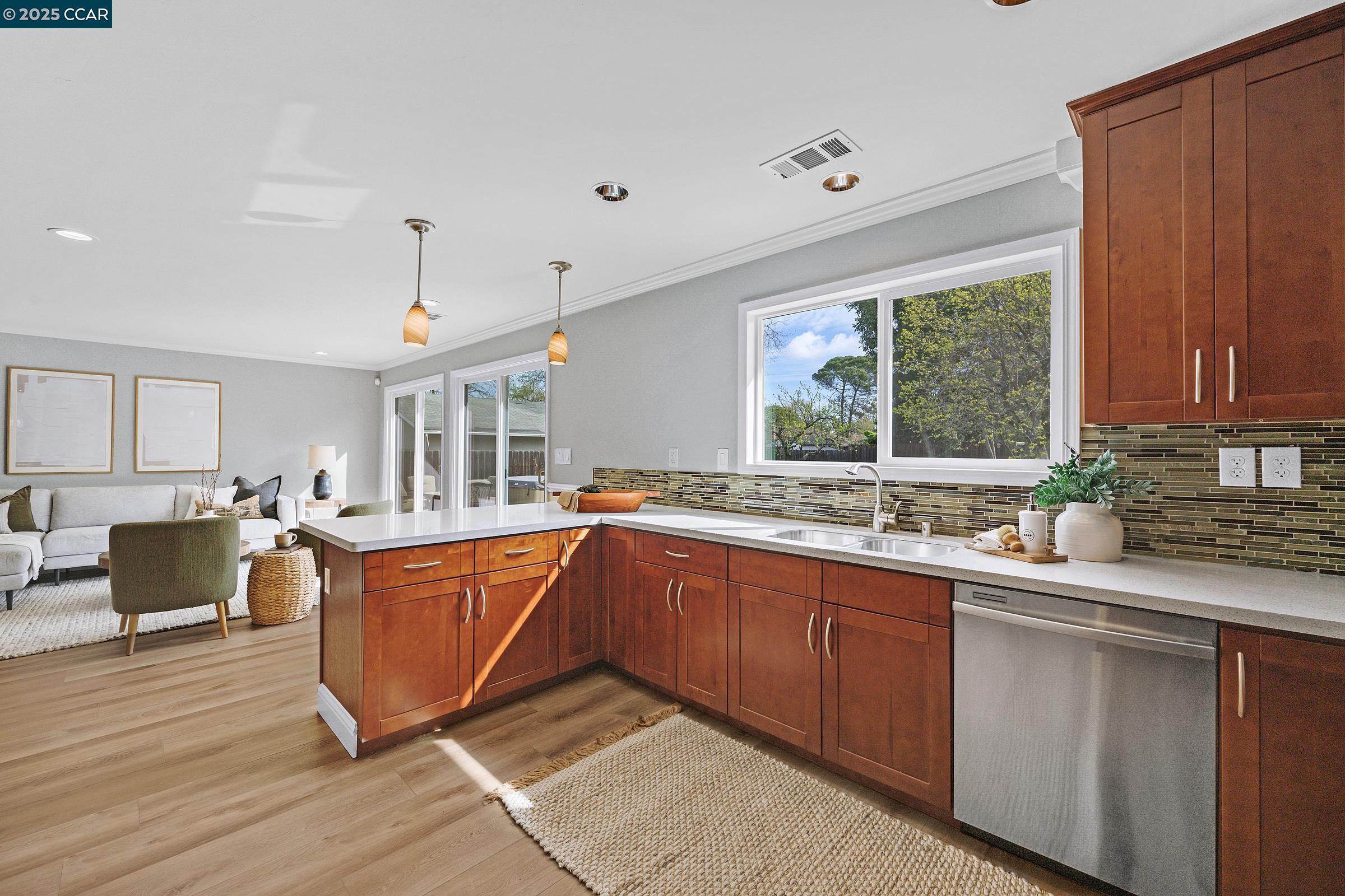 property-img