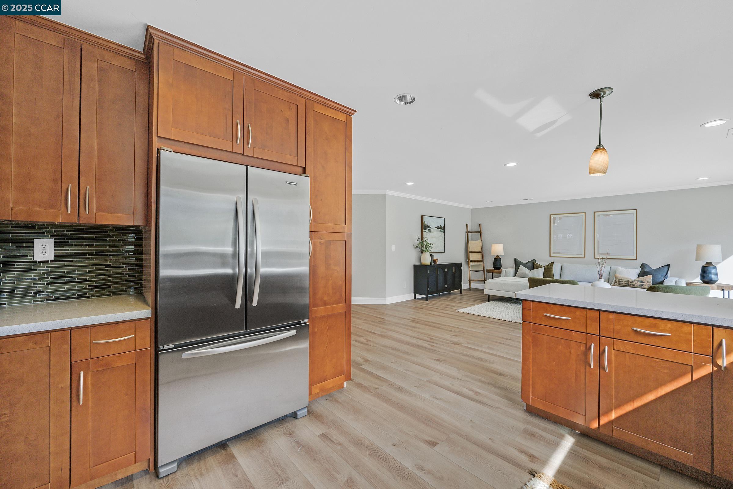 property-img