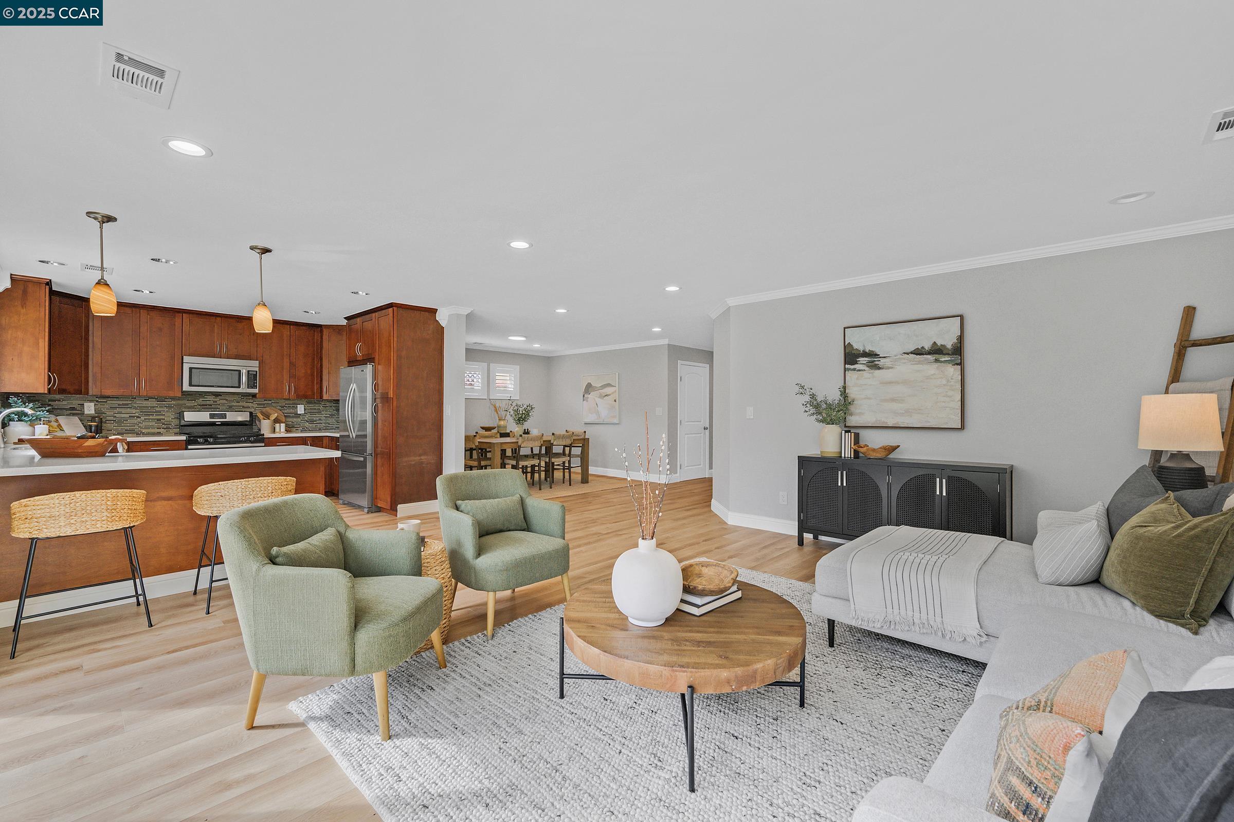property-img