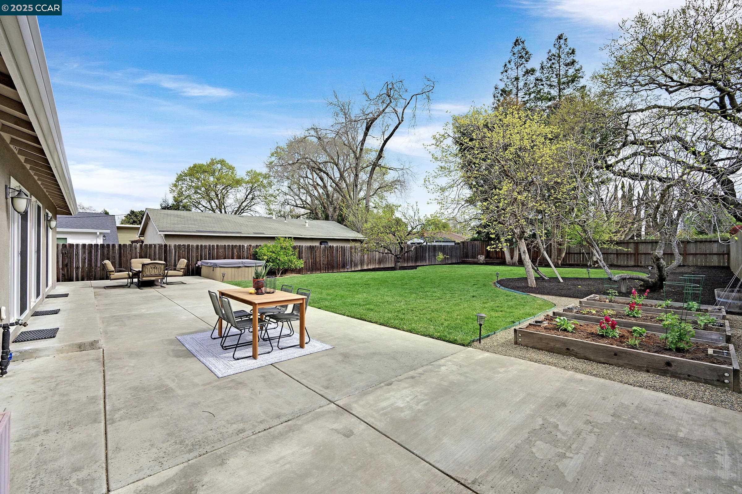 property-img