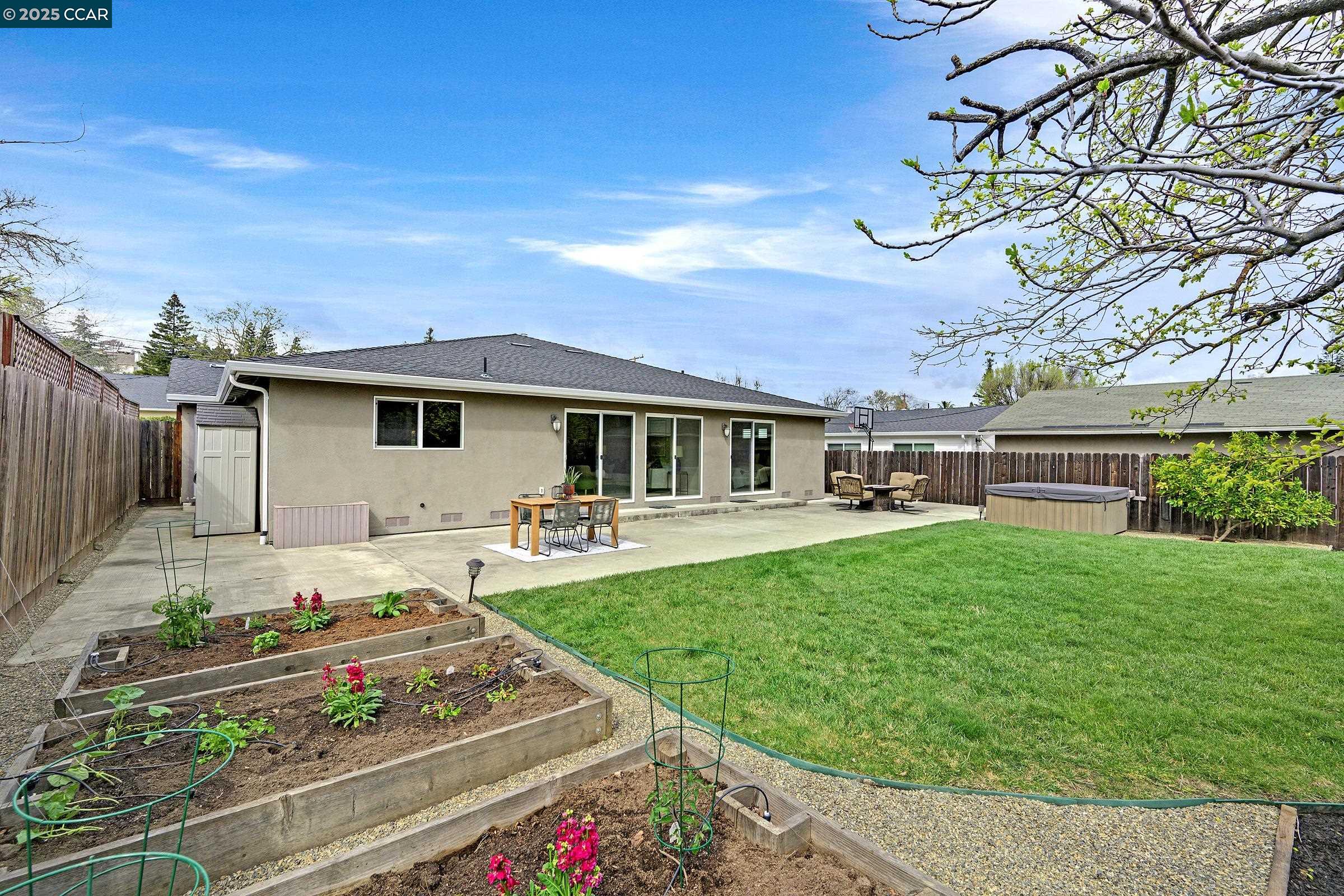 property-img