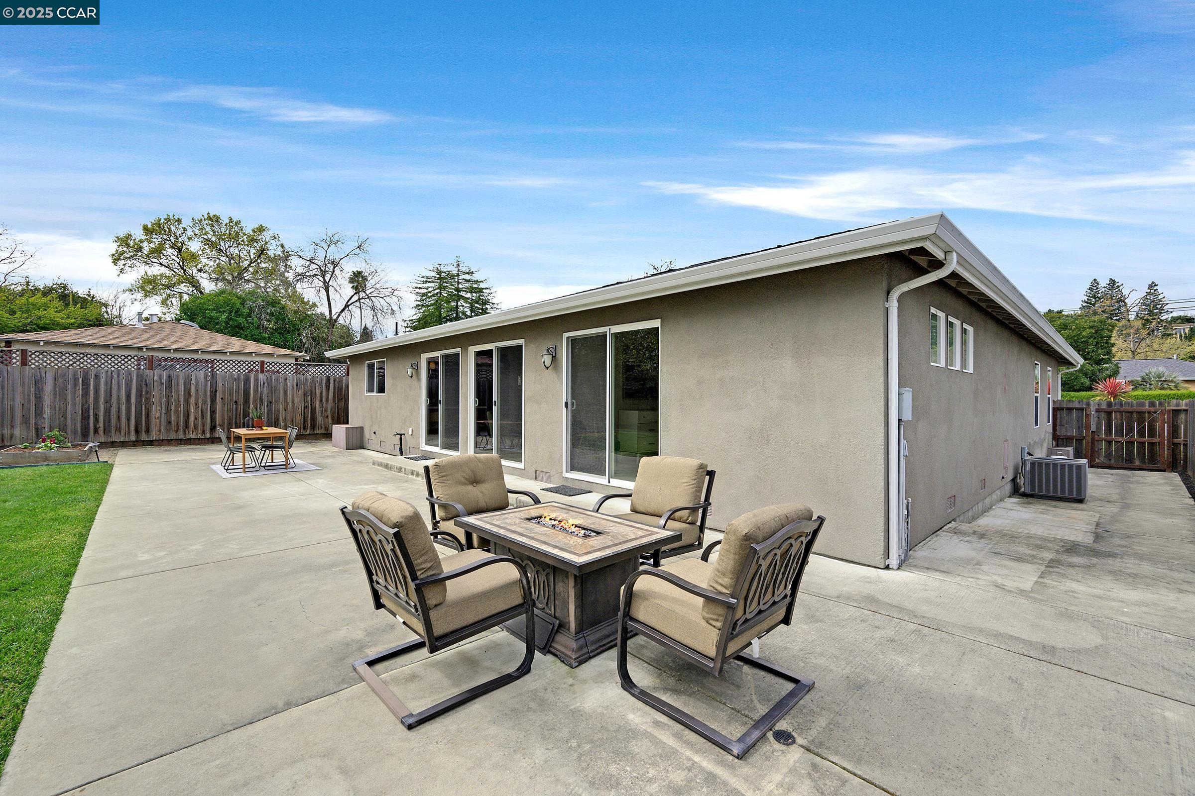 property-img