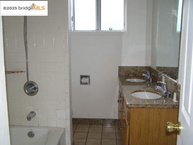 Detail Gallery Image 5 of 9 For 1435 E 32nd St, Oakland,  CA 94602 - – Beds | – Baths