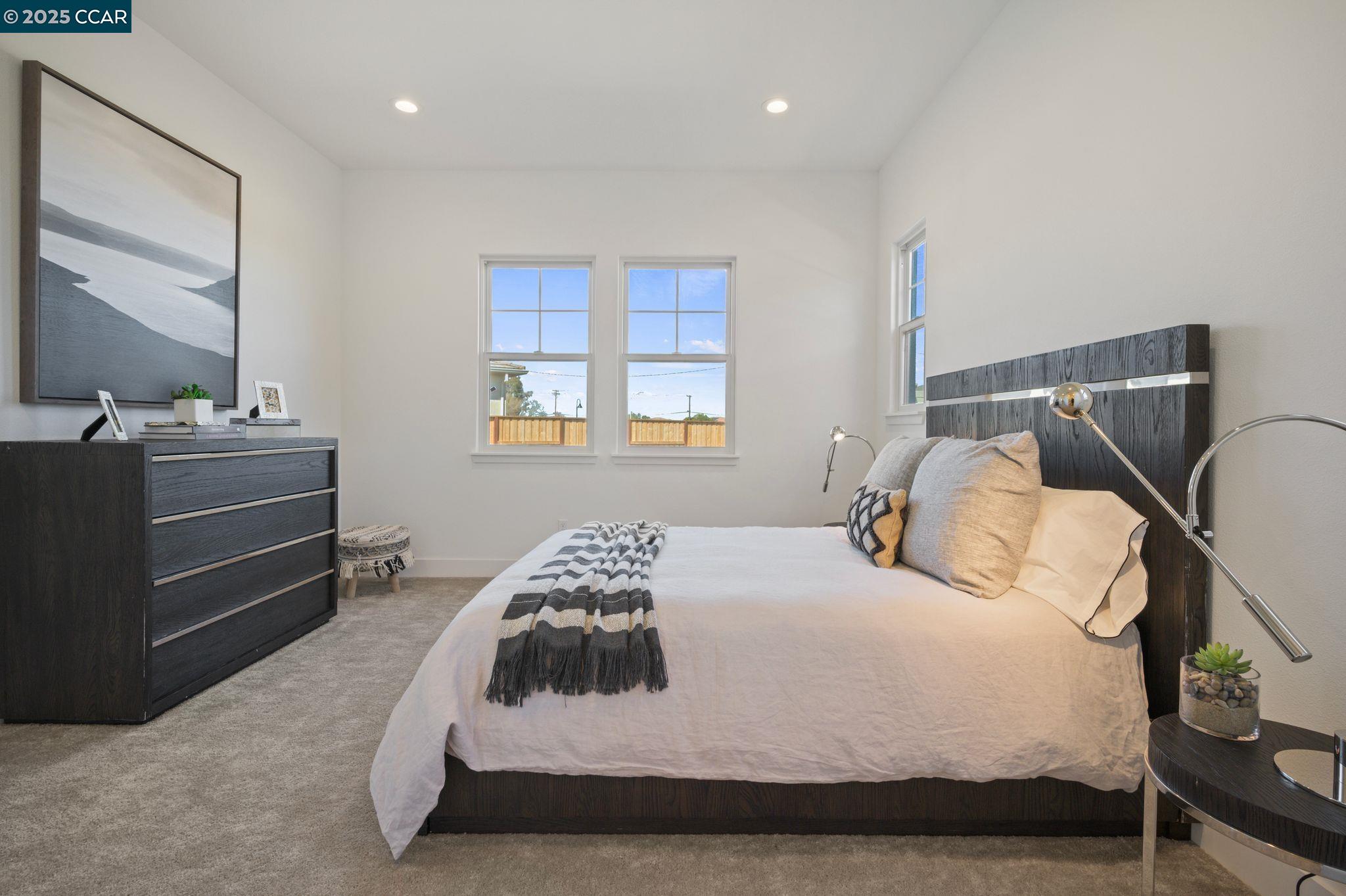 Detail Gallery Image 12 of 38 For 1826 Cascade Lane, Tracy,  CA 95377 - 2 Beds | 2 Baths