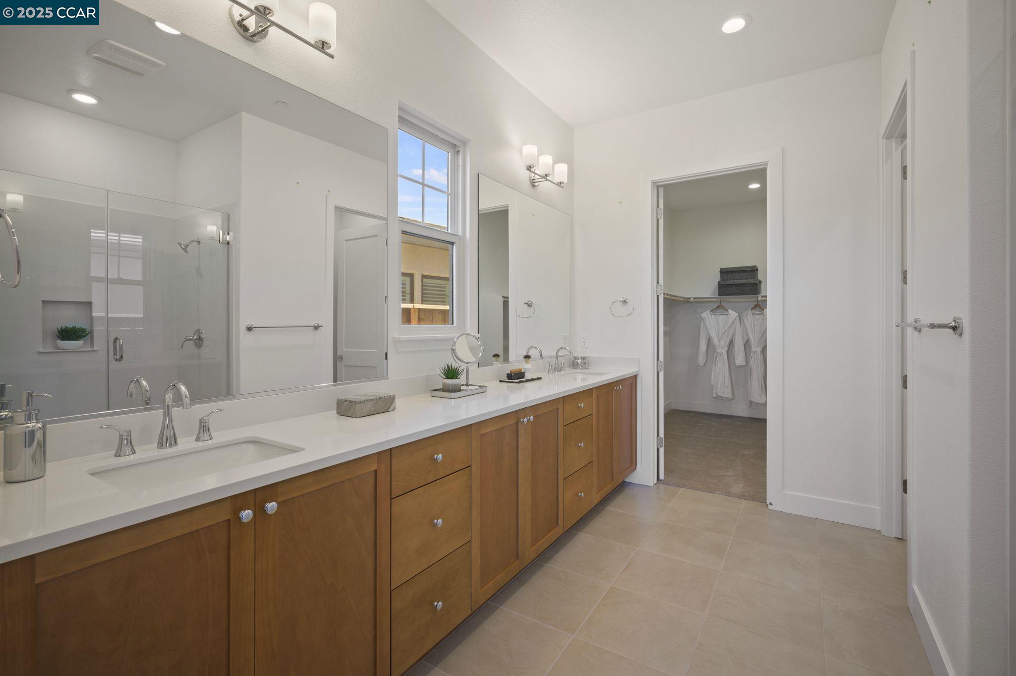 Detail Gallery Image 15 of 38 For 1826 Cascade Lane, Tracy,  CA 95377 - 2 Beds | 2 Baths
