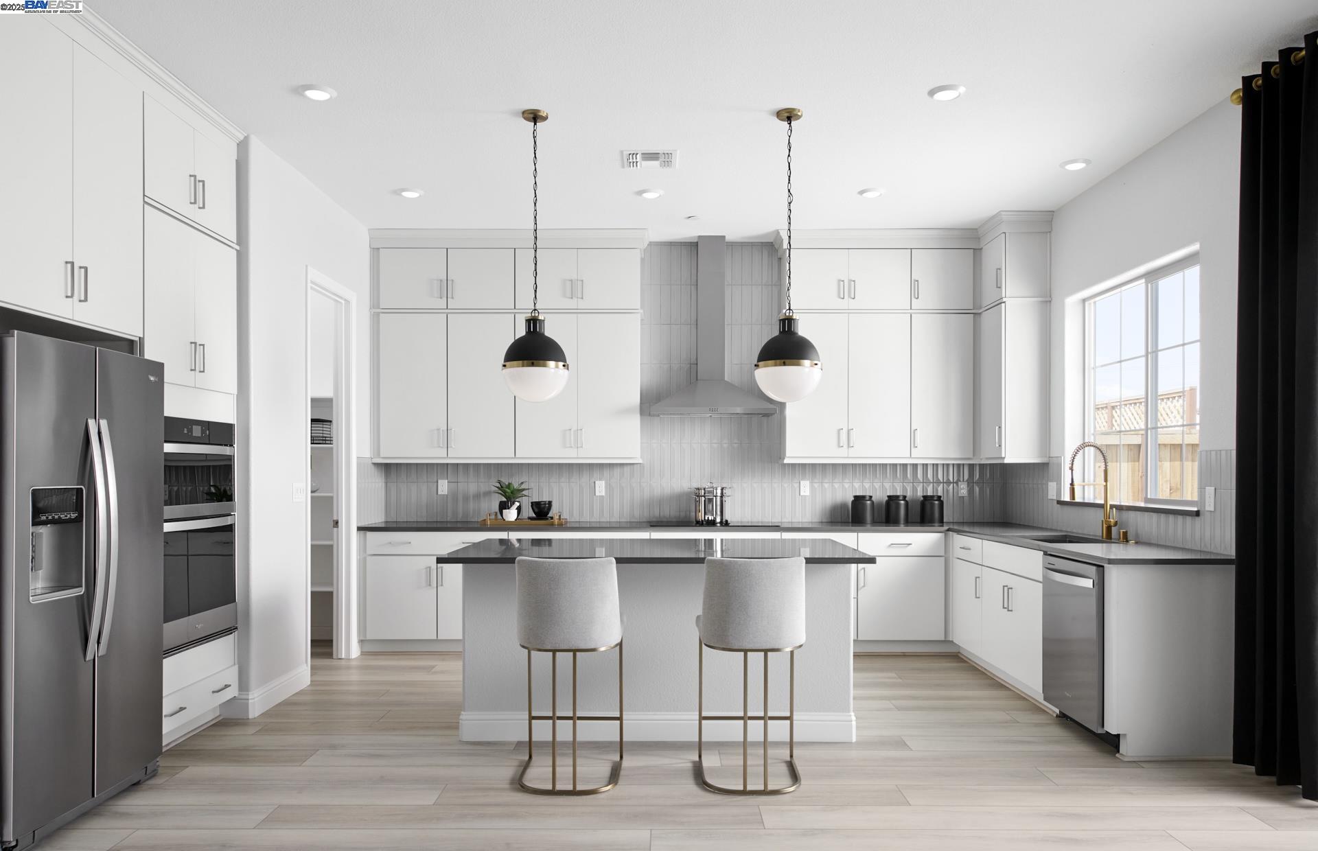 Detail Gallery Image 2 of 10 For Gambel Place, Manteca,  CA 95337 - 5 Beds | 4 Baths