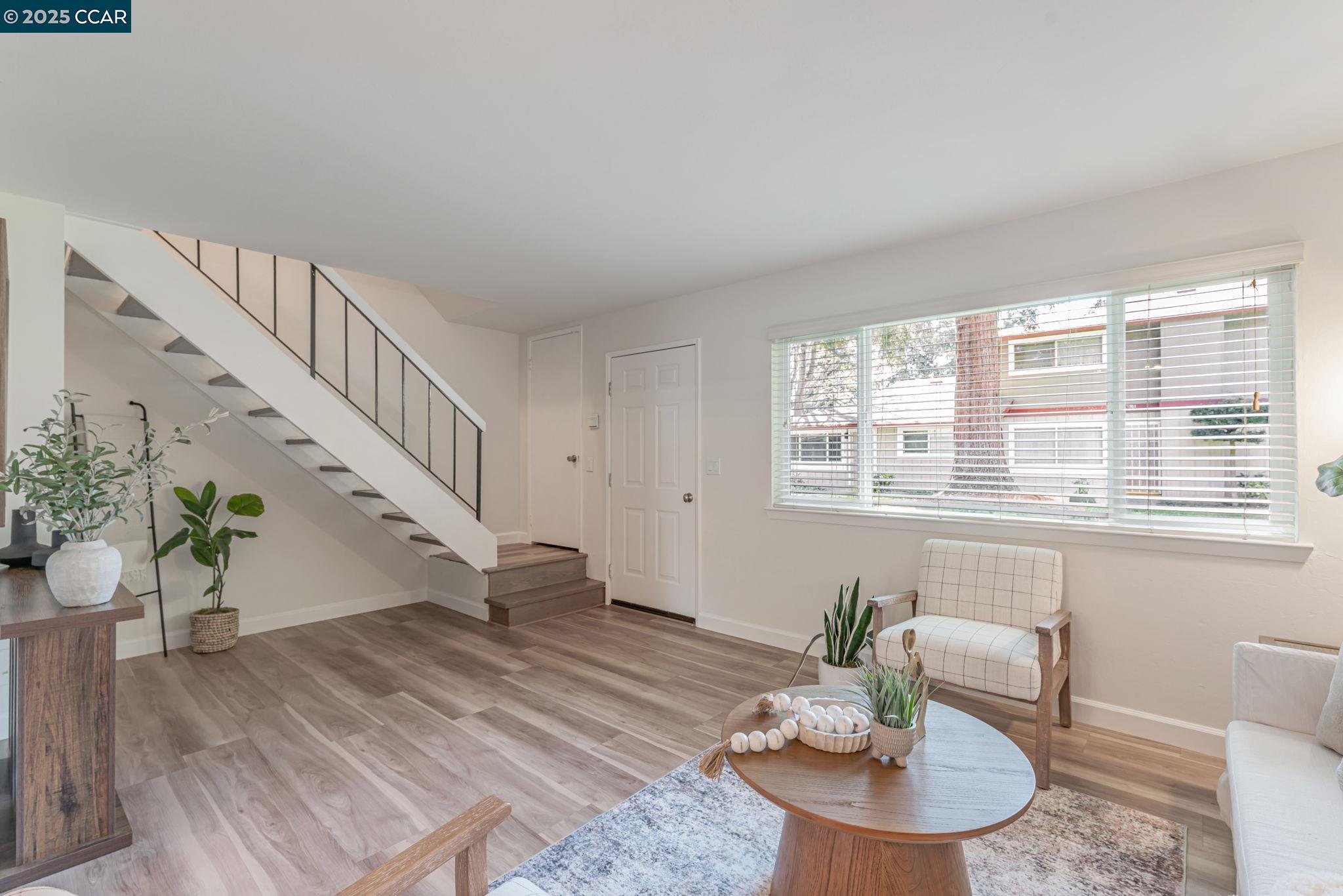 Photo #6: 41090859 Listing 