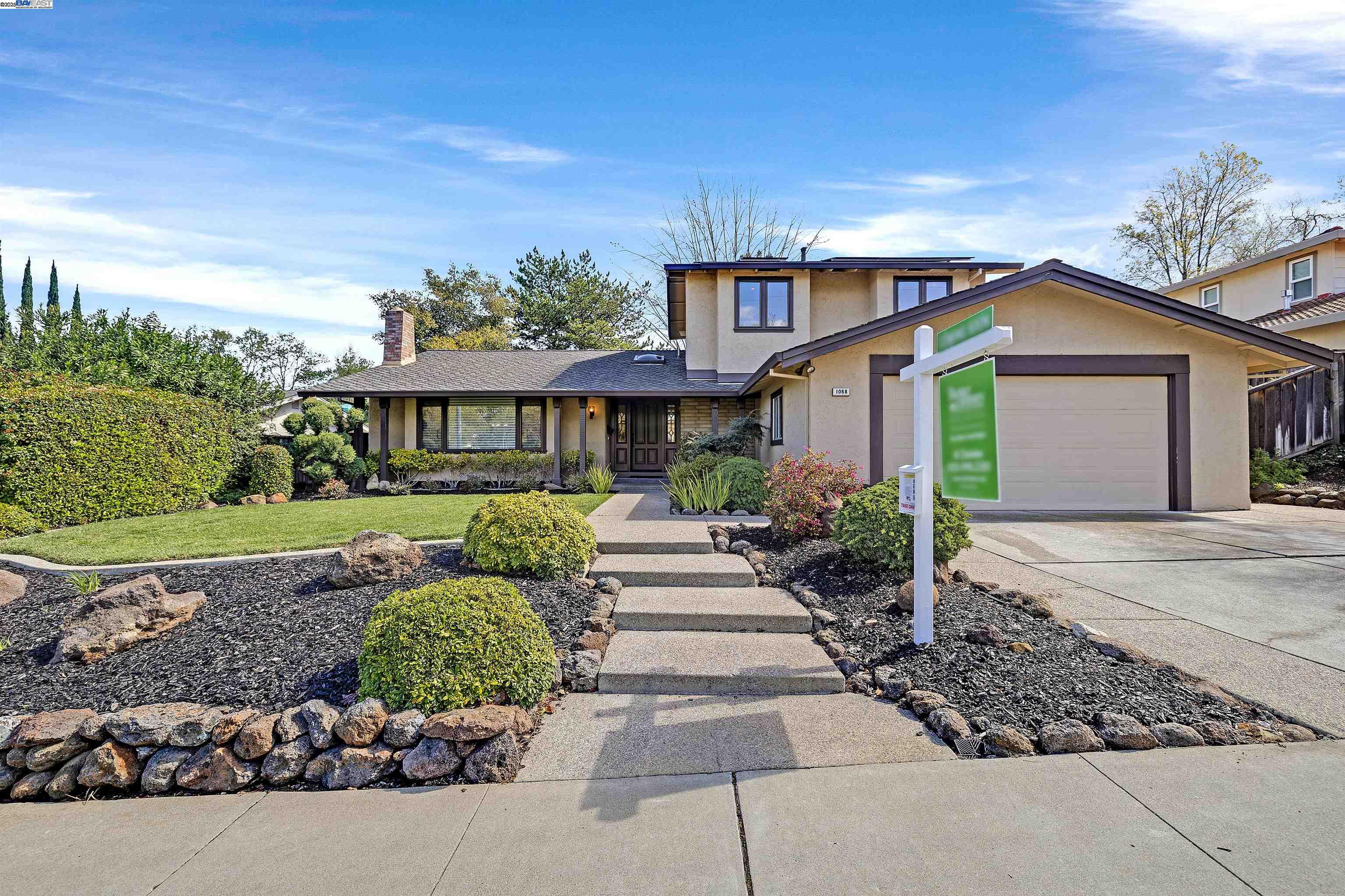 Detail Gallery Image 1 of 1 For 1068 Concord St, Pleasanton,  CA 94566 - 4 Beds | 3 Baths