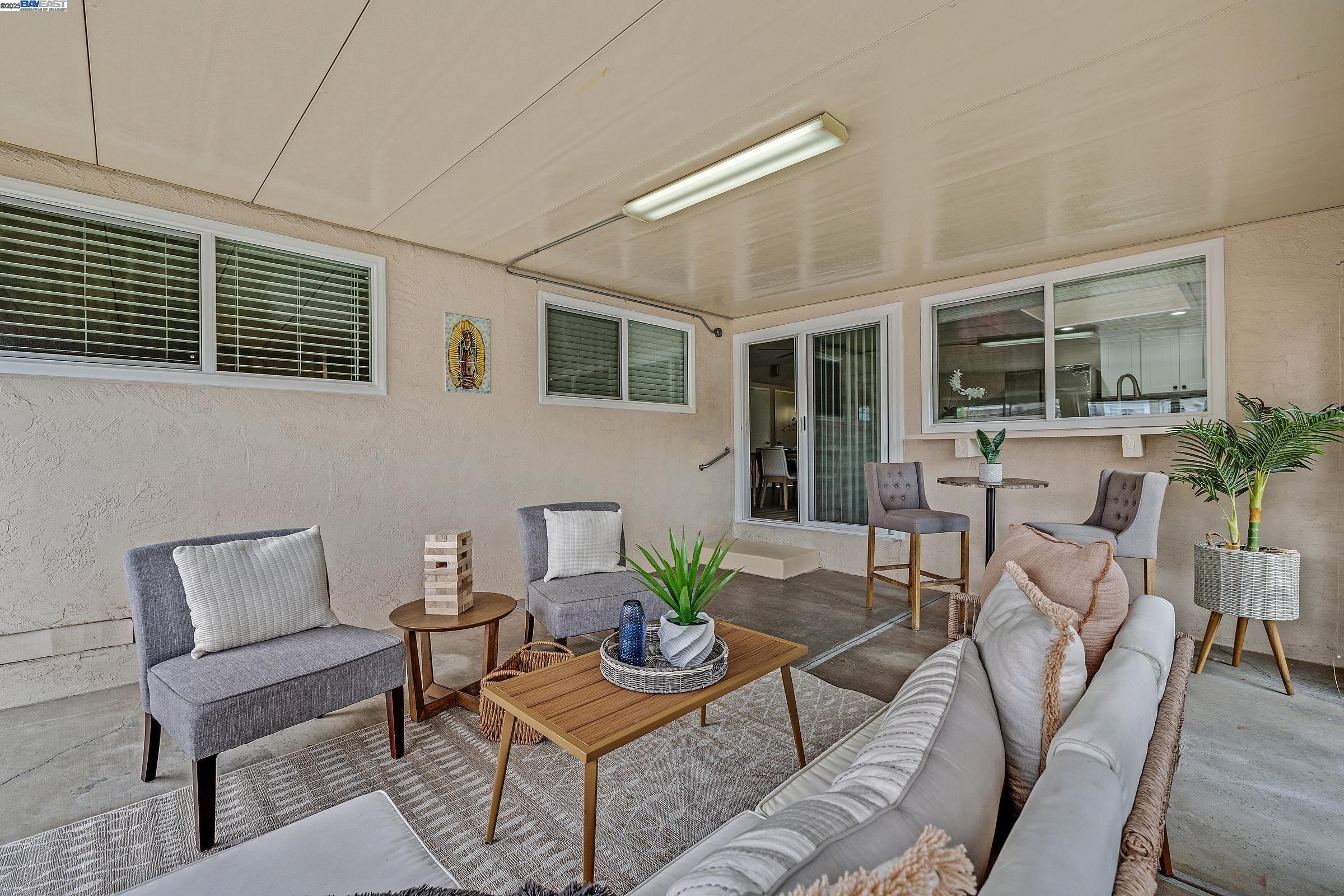 Detail Gallery Image 20 of 41 For 2702 Chinook Ct, Union City,  CA 94587 - 4 Beds | 2 Baths