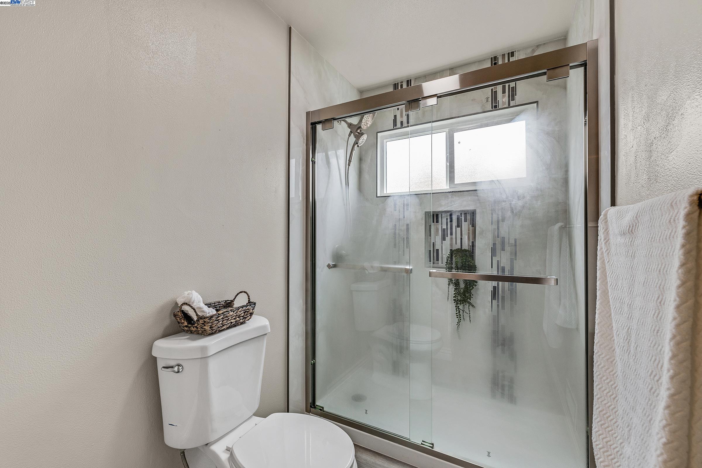 Detail Gallery Image 33 of 41 For 2702 Chinook Ct, Union City,  CA 94587 - 4 Beds | 2 Baths
