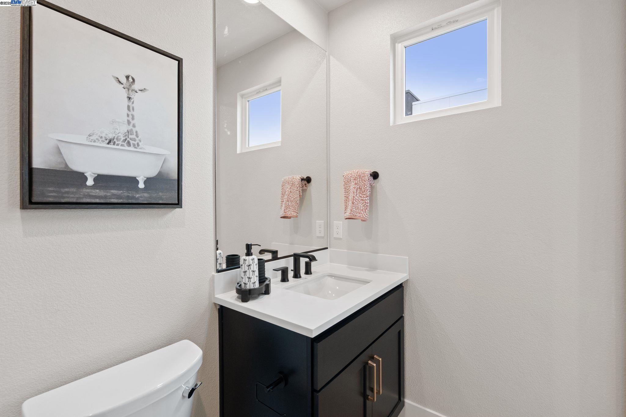 Detail Gallery Image 40 of 40 For 970 E Harcot Court, San Jose,  CA 95133 - 4 Beds | 4 Baths