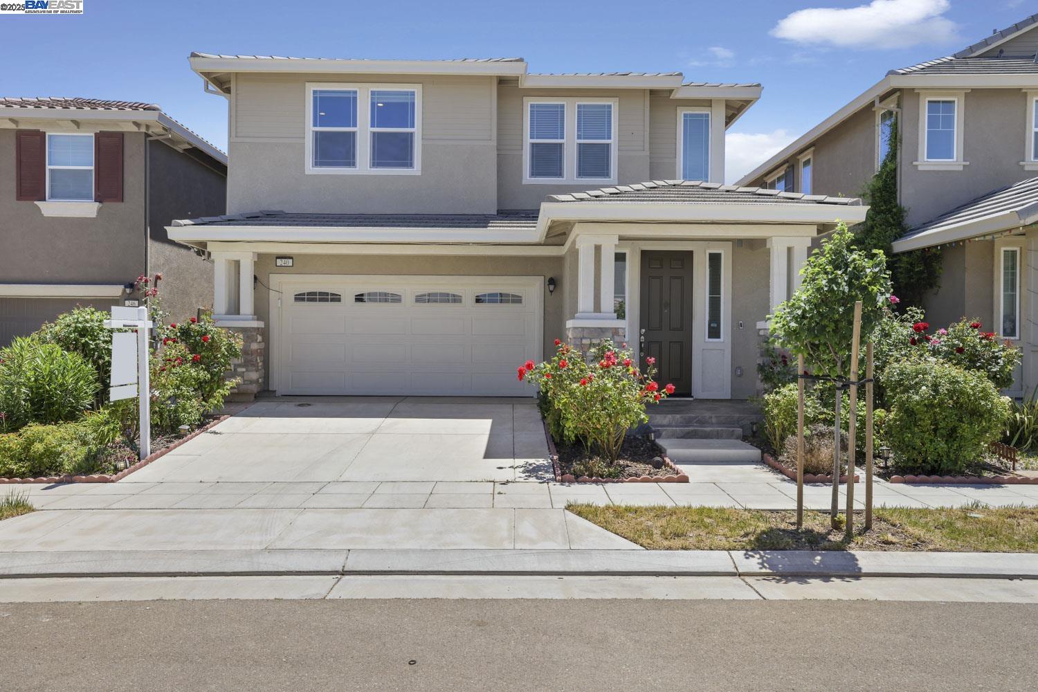 Detail Gallery Image 1 of 1 For 240 E Bella Serata Ave, Mountain House,  CA 95391 - 4 Beds | 3 Baths