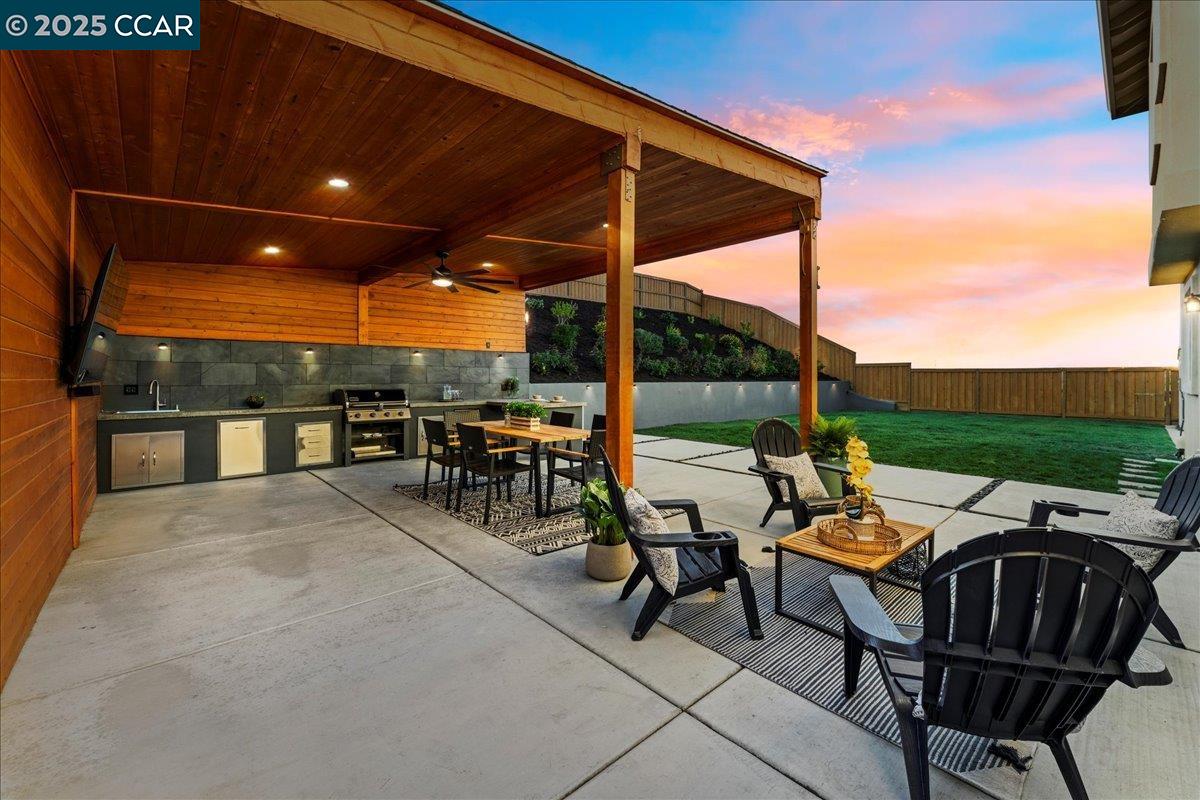 Detail Gallery Image 1 of 1 For 5296 Waterleaf Ln, Fairfield,  CA 94534 - 4 Beds | 2/1 Baths