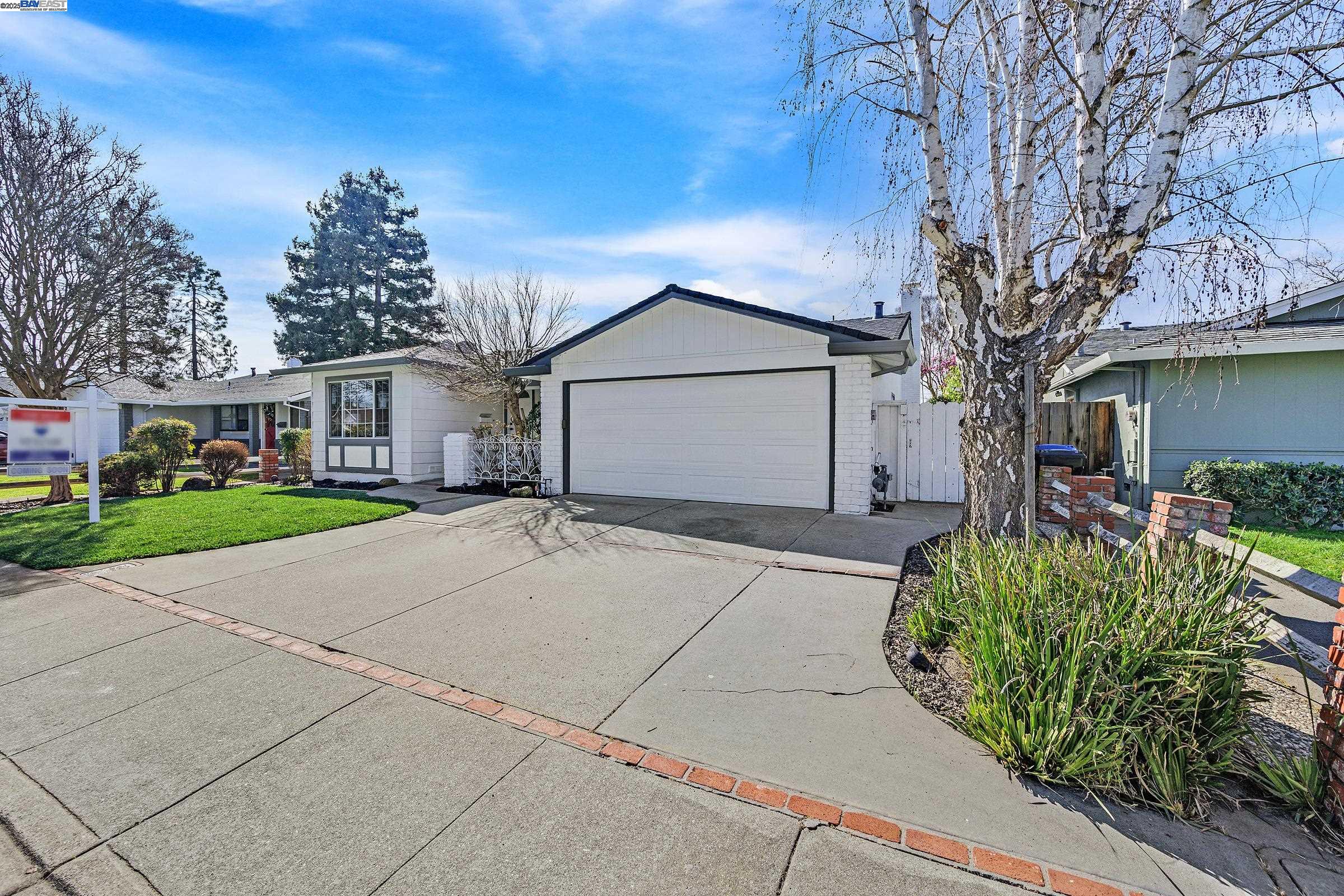 Detail Gallery Image 1 of 1 For 34433 Ramsgate Pl, Fremont,  CA 94555 - 4 Beds | 2 Baths