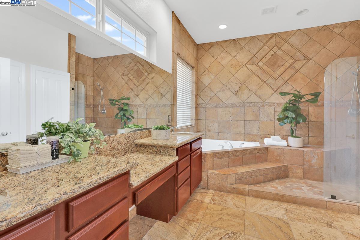 Detail Gallery Image 27 of 57 For 17300 Locust Ave, Patterson,  CA 95363 - 4 Beds | 3 Baths