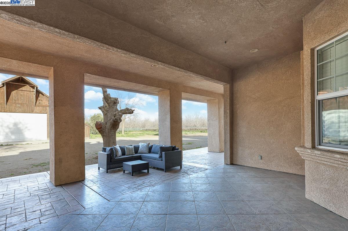 Detail Gallery Image 45 of 57 For 17300 Locust Ave, Patterson,  CA 95363 - 4 Beds | 3 Baths