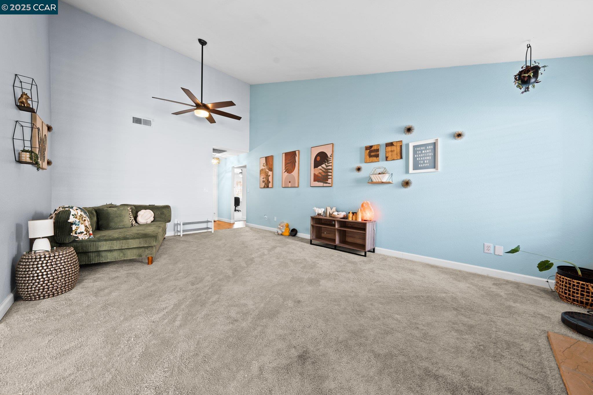 Detail Gallery Image 11 of 49 For 2253 Chelmsford Dr, Modesto,  CA 95356 - 2 Beds | 2 Baths