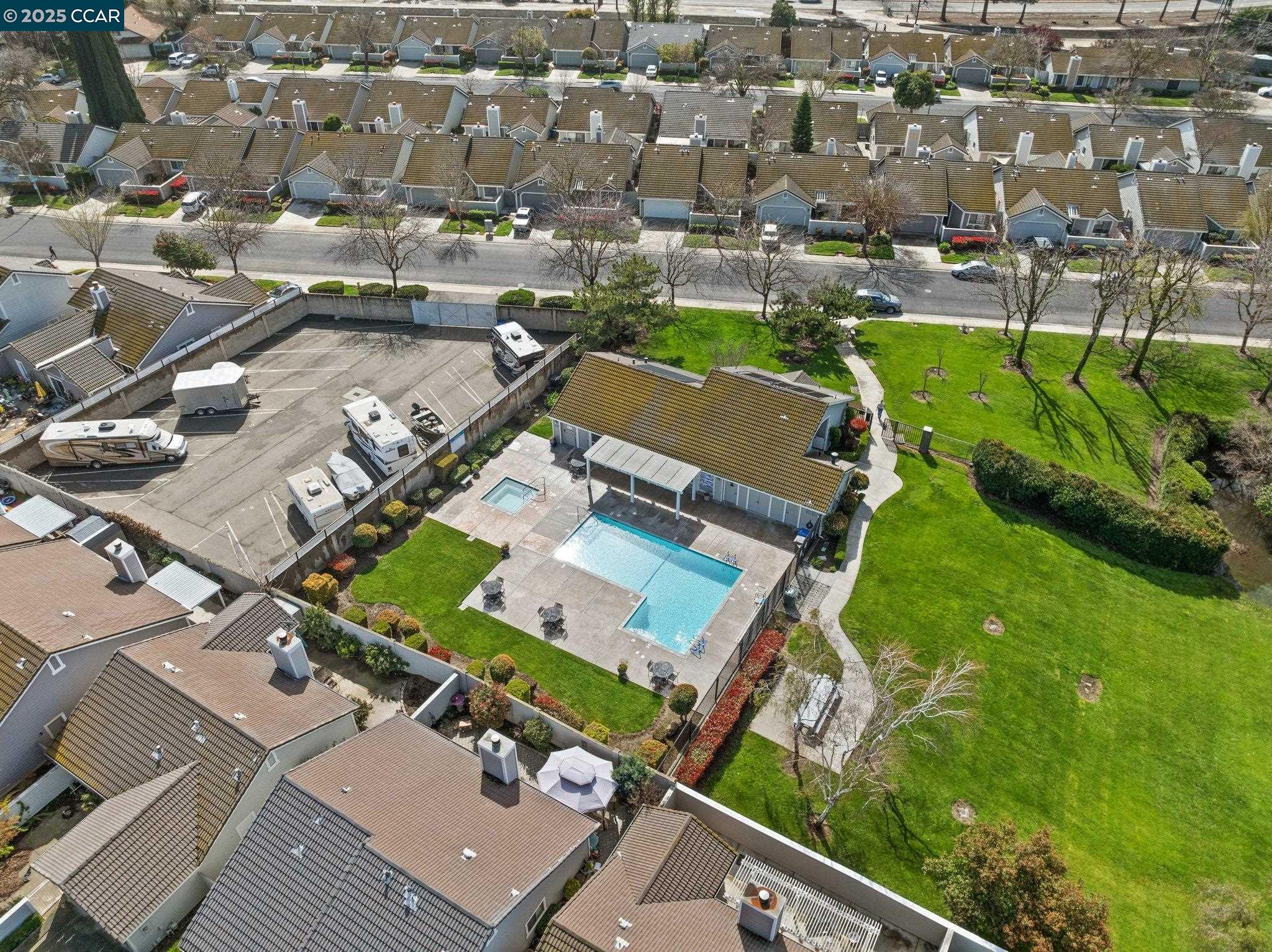 Detail Gallery Image 43 of 49 For 2253 Chelmsford Dr, Modesto,  CA 95356 - 2 Beds | 2 Baths