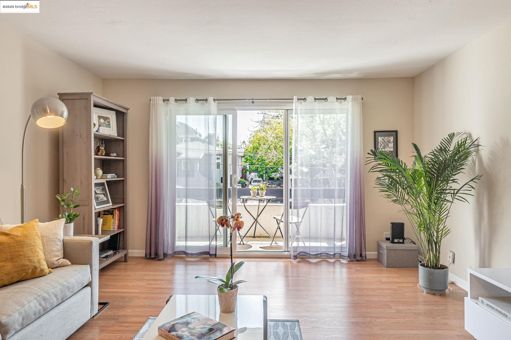 Photo #5: 41090938 Listing 