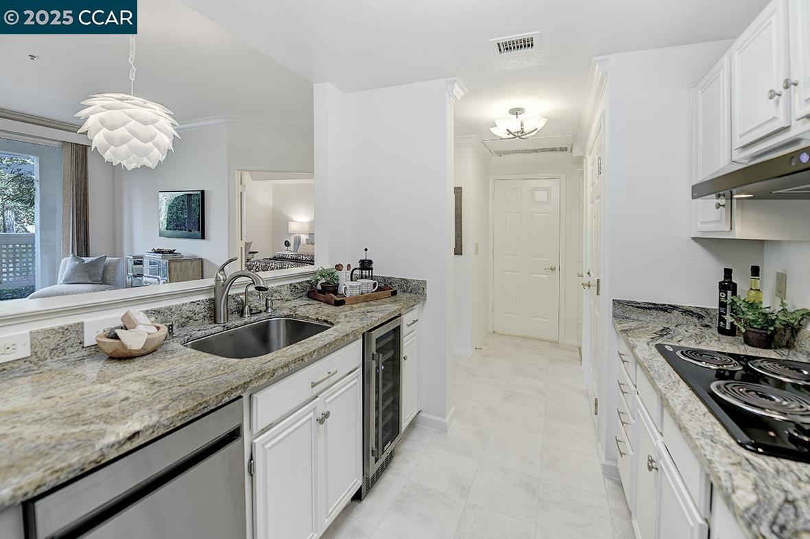 Photo #4: 41090944 Listing: Photo #4
