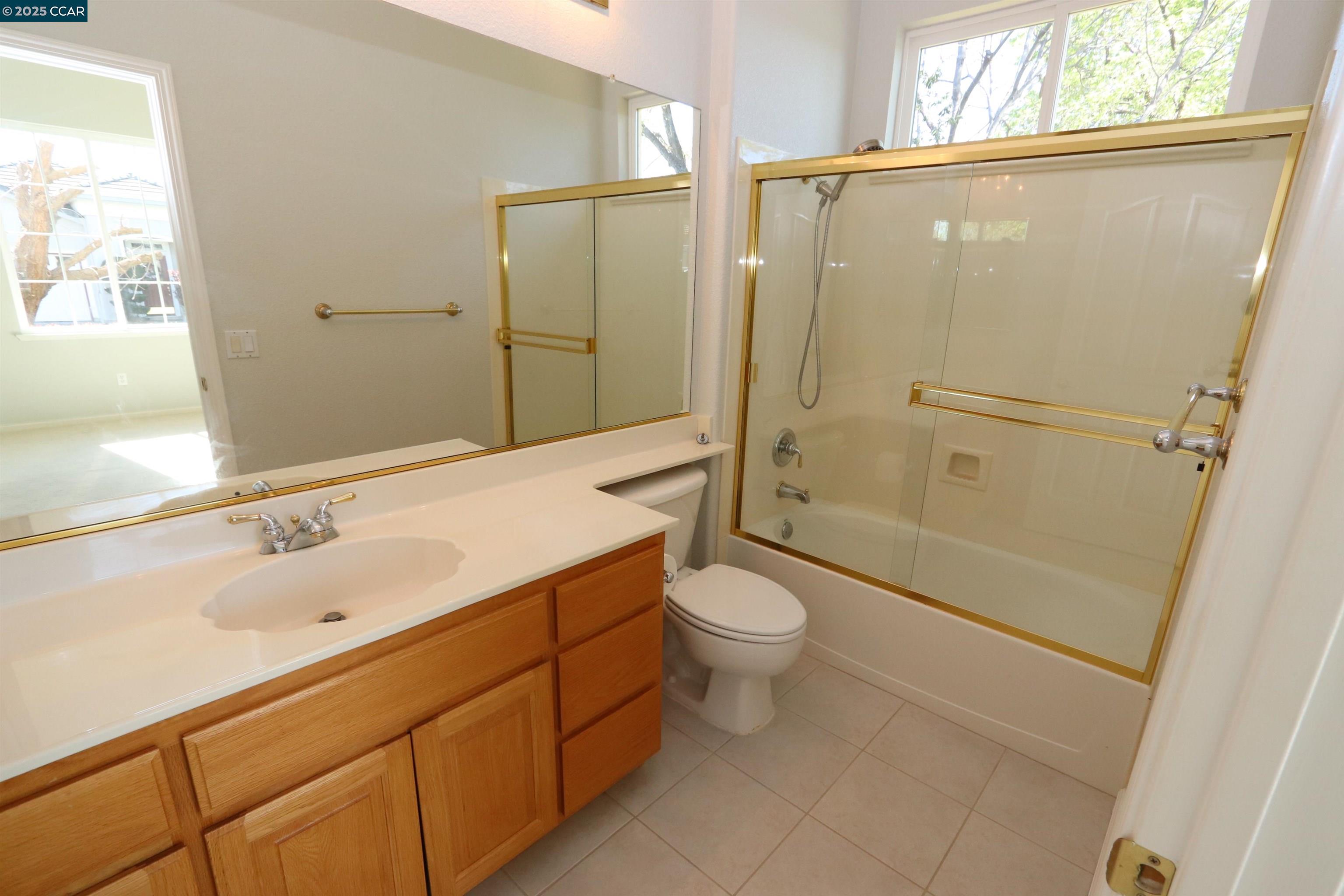 Detail Gallery Image 14 of 41 For 1090 Bountiful Way, Brentwood,  CA 94513 - 3 Beds | 2/1 Baths