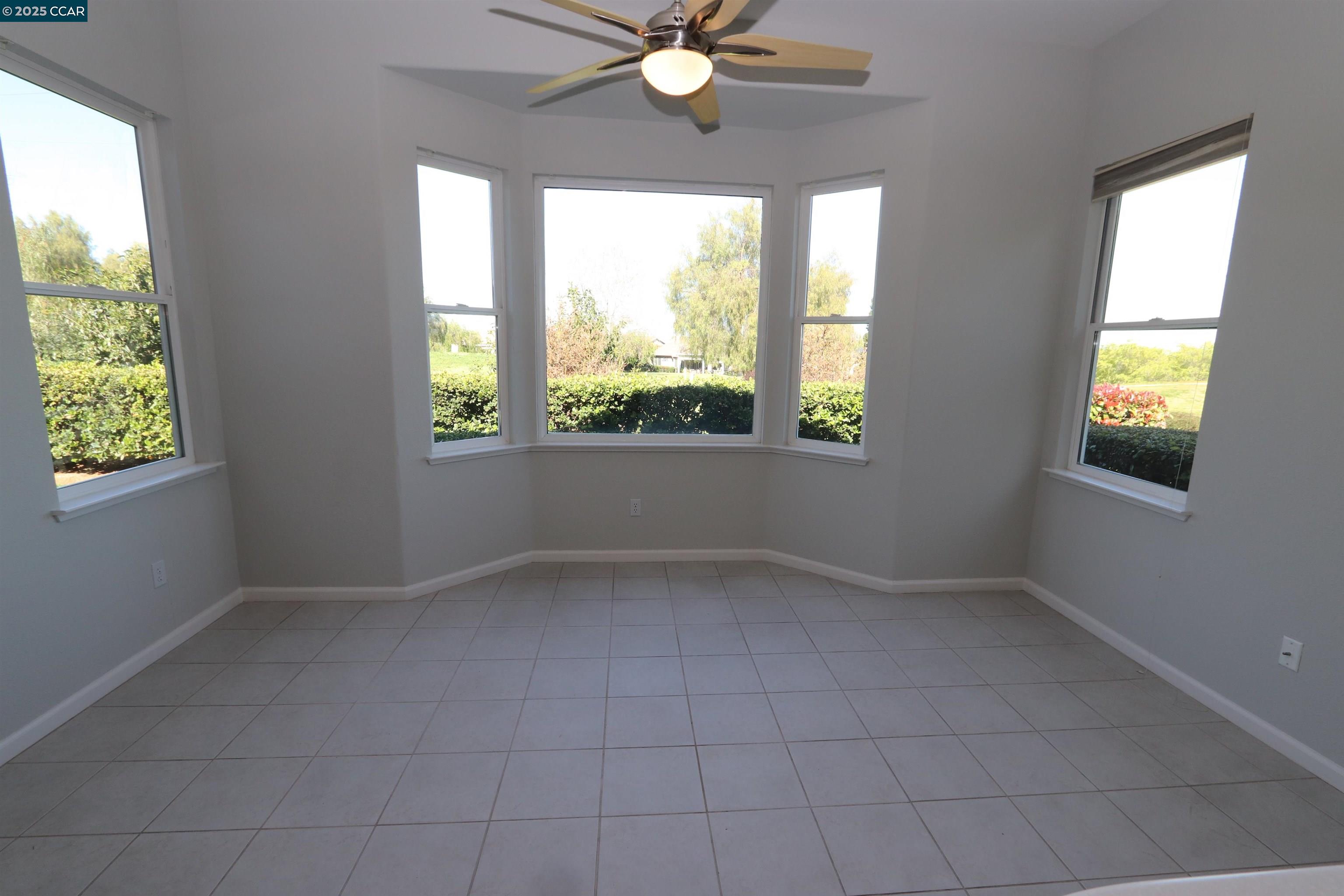 Detail Gallery Image 21 of 41 For 1090 Bountiful Way, Brentwood,  CA 94513 - 3 Beds | 2/1 Baths