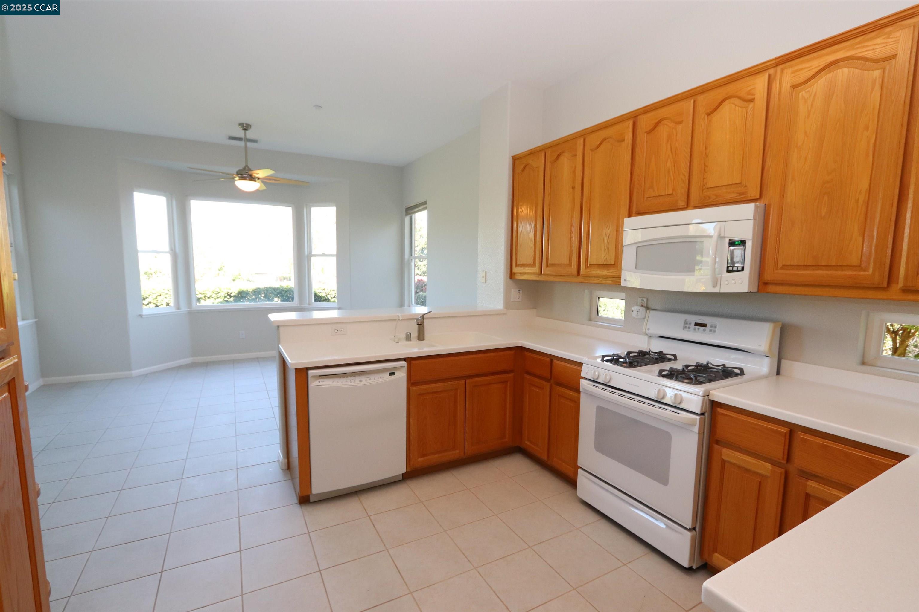 Detail Gallery Image 25 of 41 For 1090 Bountiful Way, Brentwood,  CA 94513 - 3 Beds | 2/1 Baths