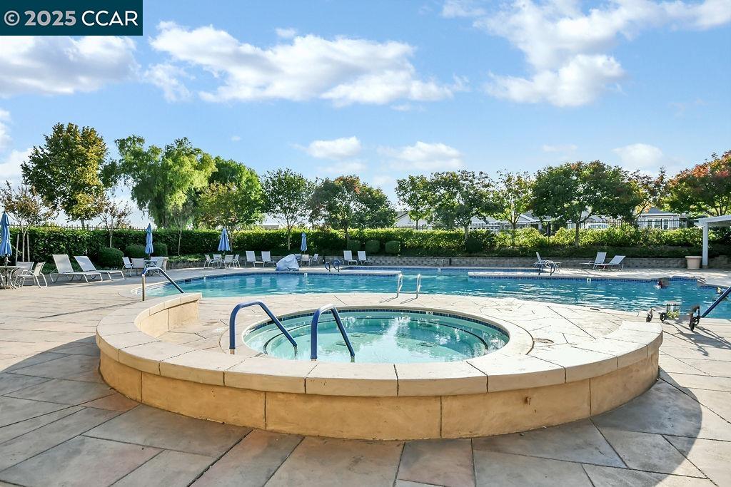 Detail Gallery Image 38 of 41 For 1090 Bountiful Way, Brentwood,  CA 94513 - 3 Beds | 2/1 Baths