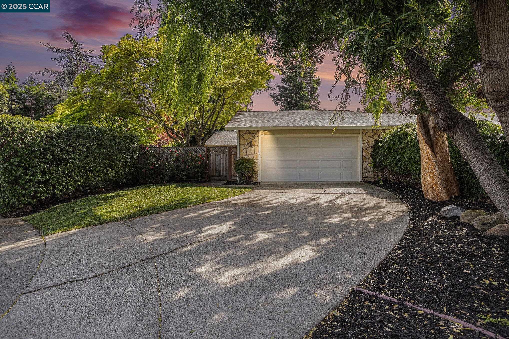 Detail Gallery Image 1 of 1 For 4 Serene Pl, Danville,  CA 94526 - 3 Beds | 2 Baths