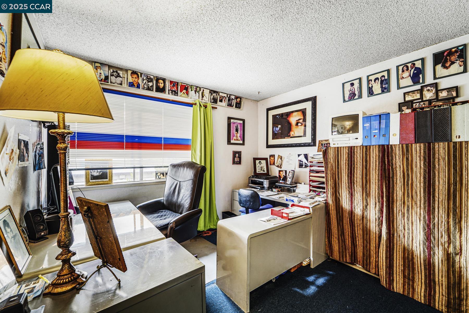 Detail Gallery Image 12 of 16 For 777 Lava Way, San Jose,  CA 95133 - 4 Beds | 2/1 Baths