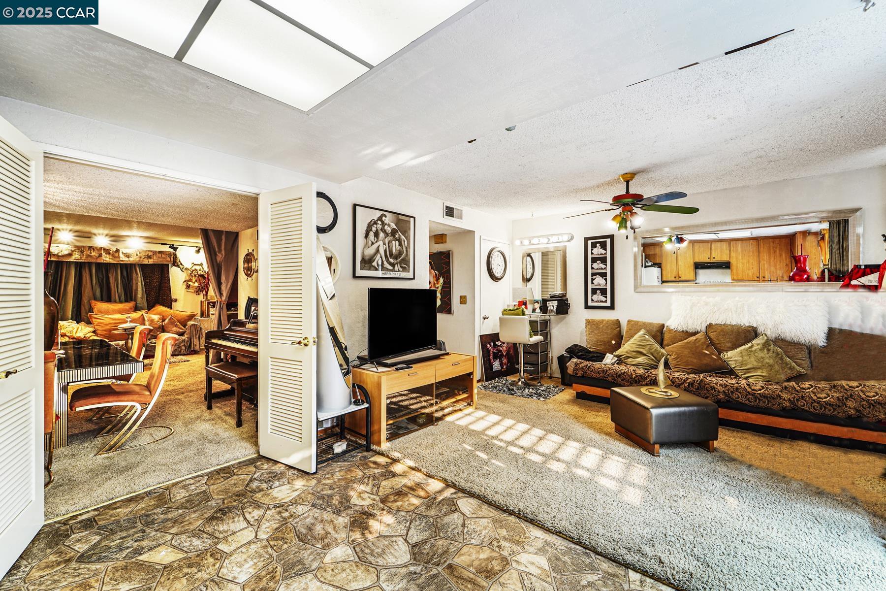 Detail Gallery Image 4 of 16 For 777 Lava Way, San Jose,  CA 95133 - 4 Beds | 2/1 Baths