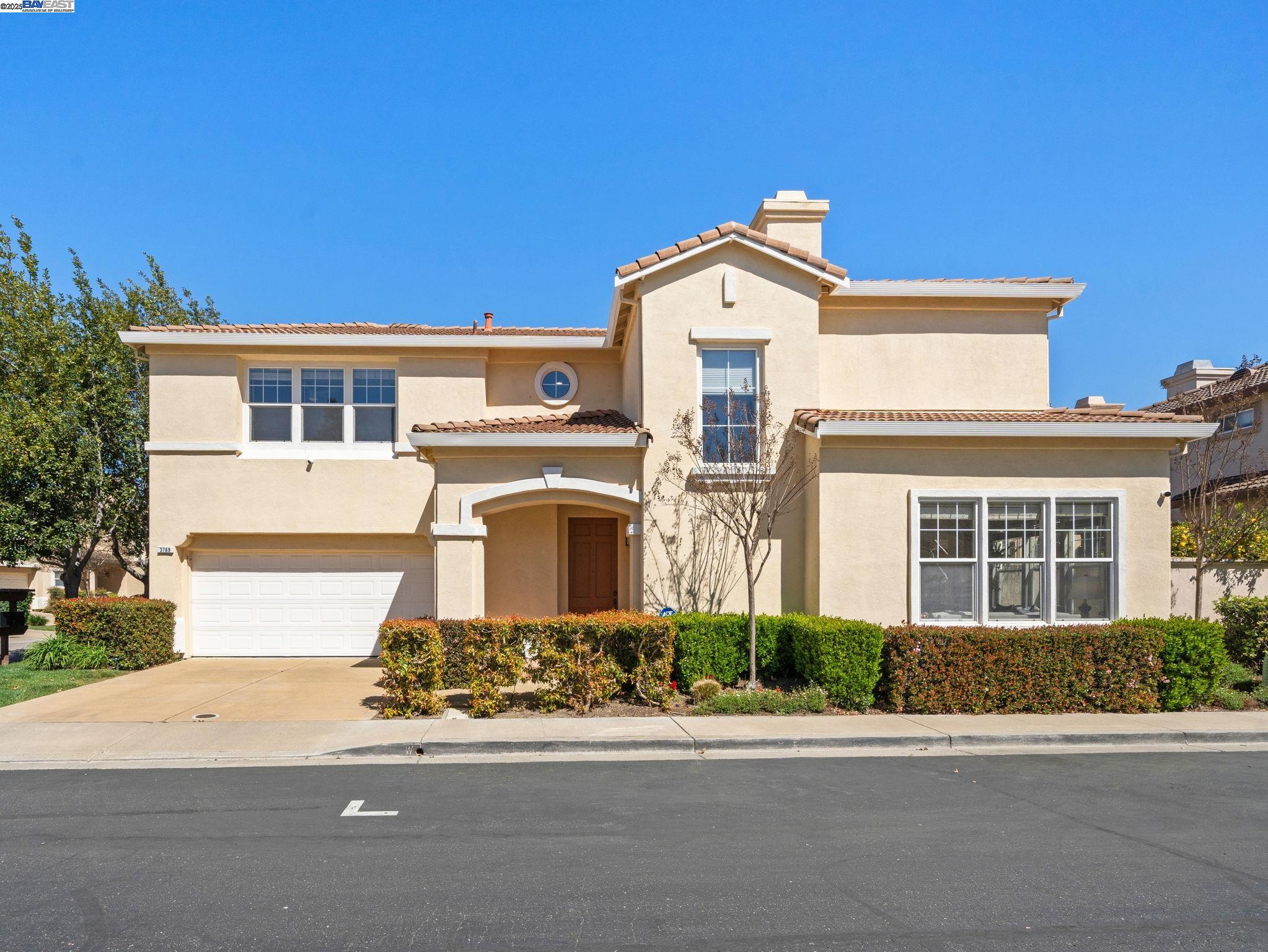 Detail Gallery Image 2 of 47 For 3769 Florian St, Pleasanton,  CA 94588 - 4 Beds | 2/1 Baths