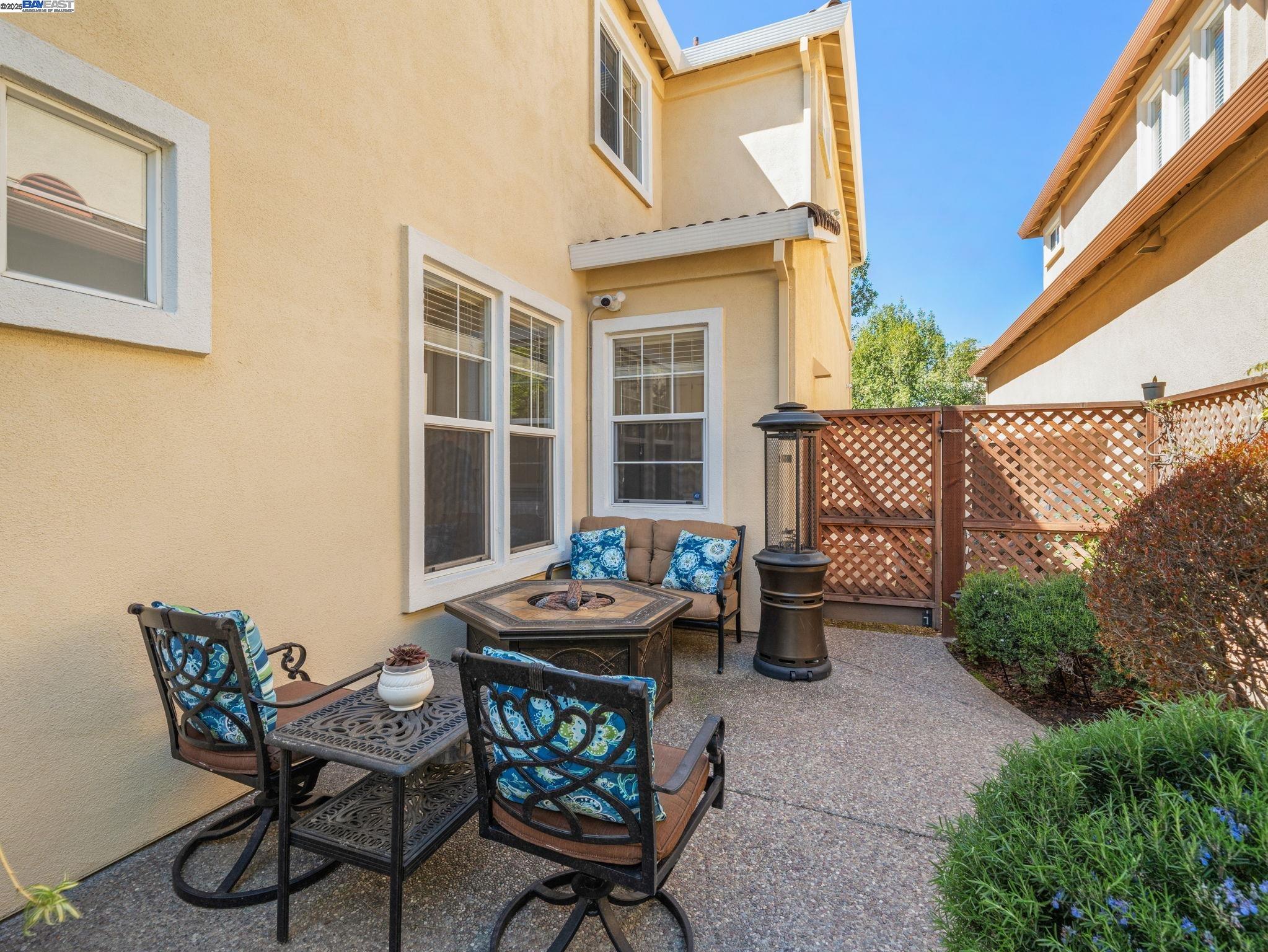 Detail Gallery Image 31 of 47 For 3769 Florian St, Pleasanton,  CA 94588 - 4 Beds | 2/1 Baths