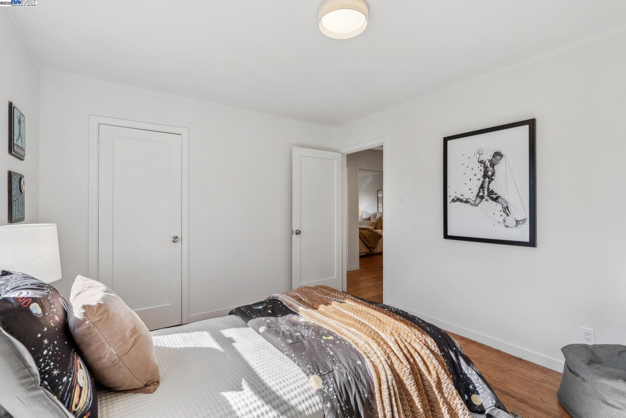 property-img