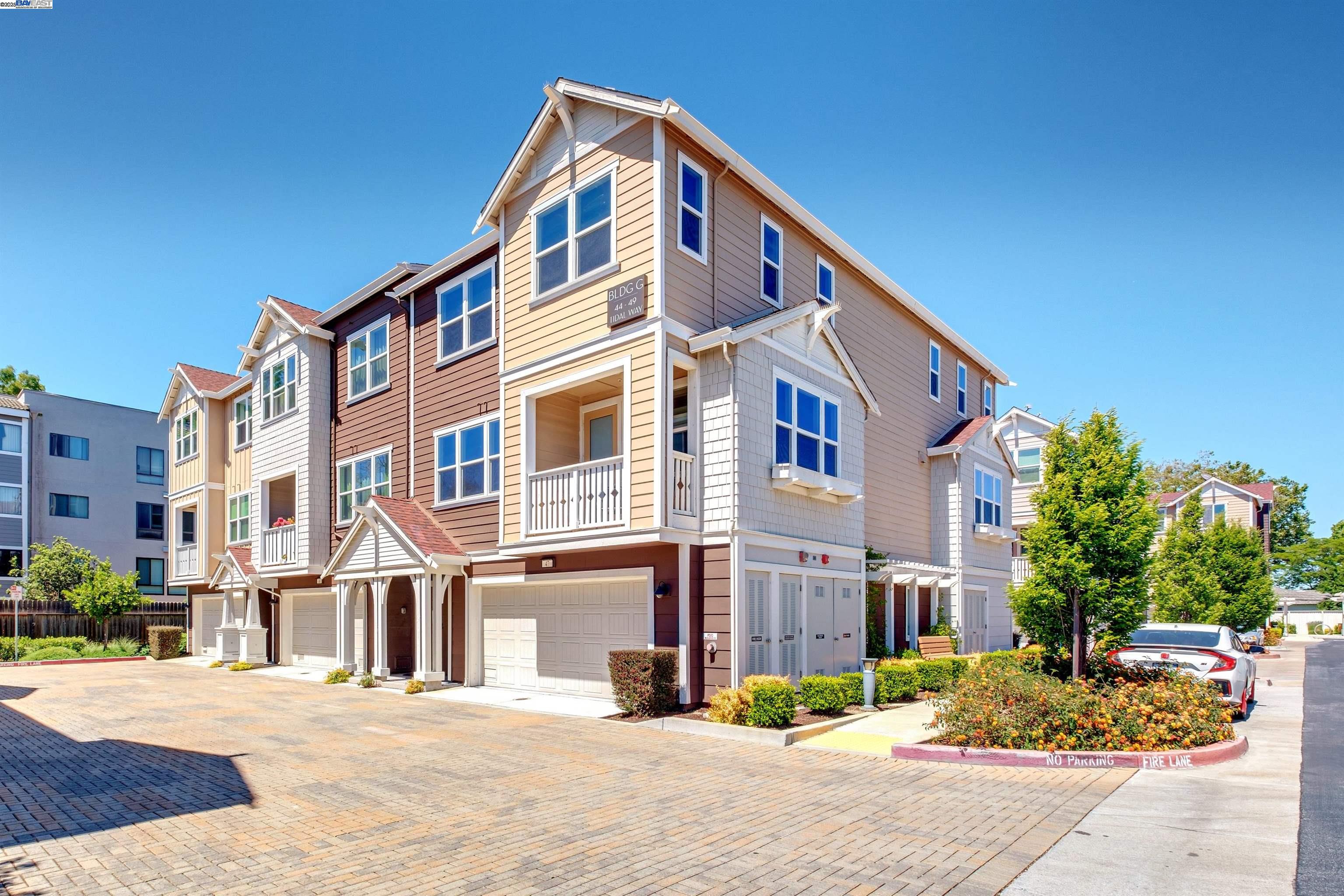 Detail Gallery Image 40 of 47 For 47 Tidal Way, San Mateo,  CA 94401 - 2 Beds | 2/1 Baths