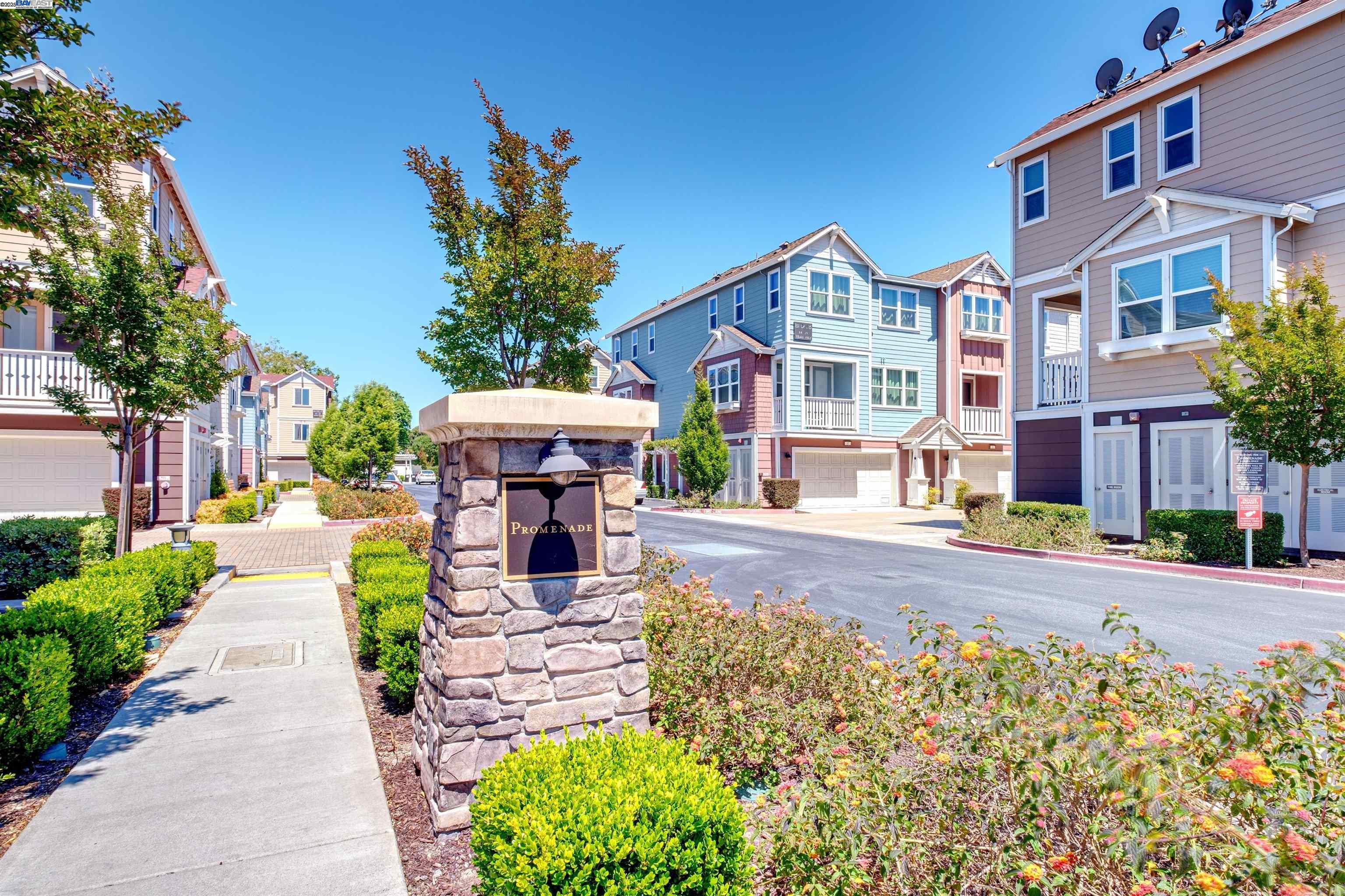 Detail Gallery Image 42 of 47 For 47 Tidal Way, San Mateo,  CA 94401 - 2 Beds | 2/1 Baths