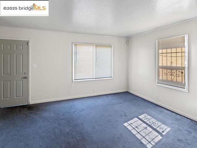 Detail Gallery Image 2 of 11 For 961 71st Ave, Oakland,  CA 94621 - 3 Beds | 1/1 Baths