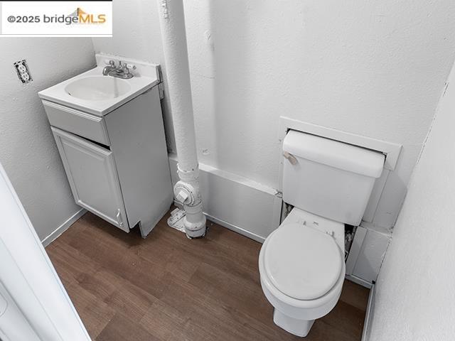 Detail Gallery Image 11 of 11 For 961 71st Ave, Oakland,  CA 94621 - 3 Beds | 1/1 Baths