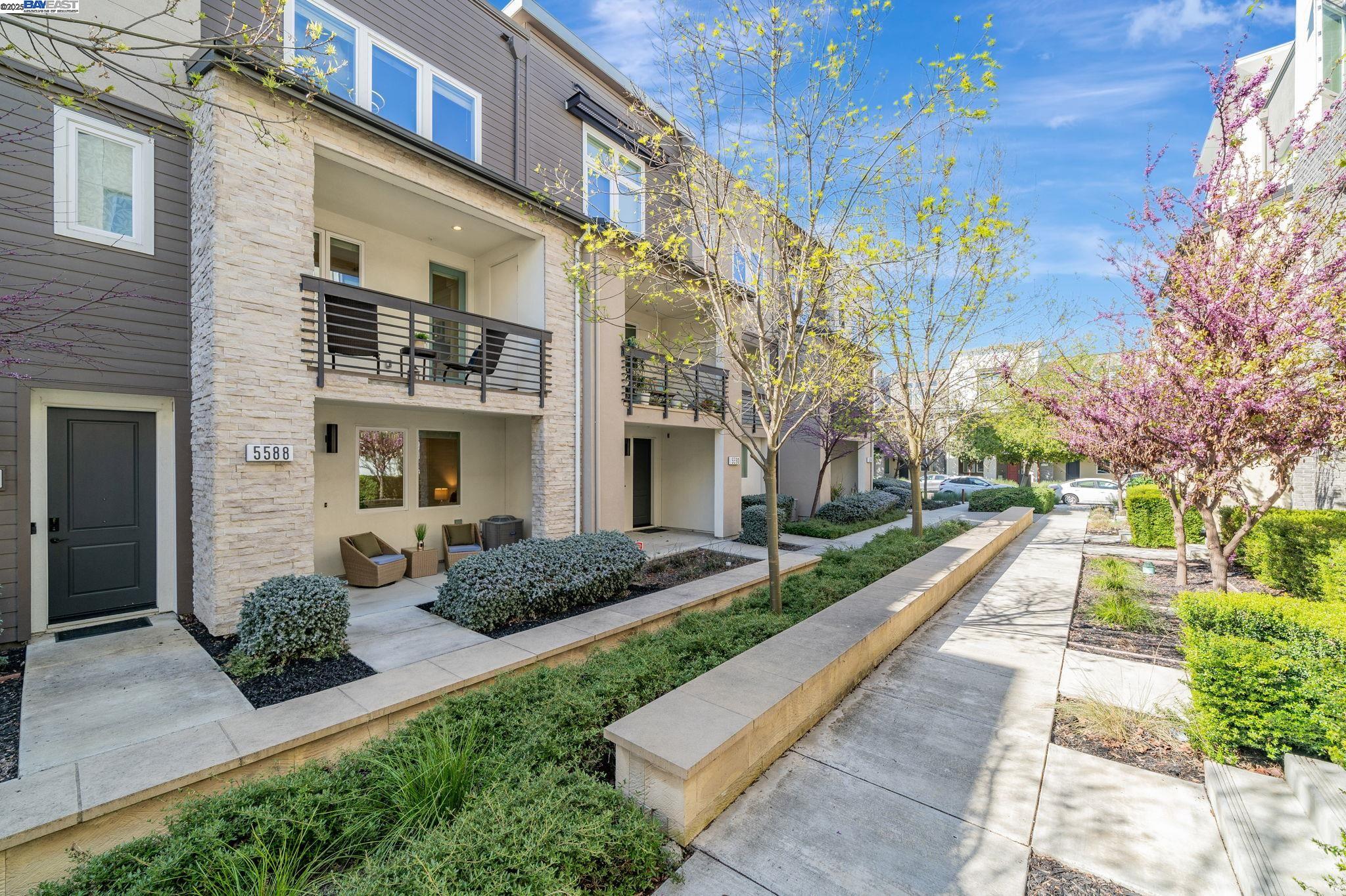 Detail Gallery Image 1 of 1 For 5588 El Dorado Ln, Dublin,  CA 94568-0000 - 3 Beds | 3/1 Baths