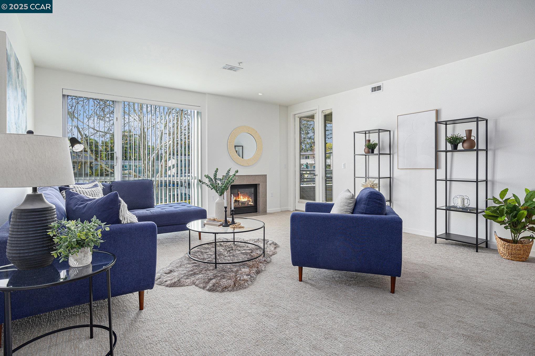 Detail Gallery Image 1 of 29 For 1655 N California #228,  Walnut Creek,  CA 94596 - 2 Beds | 2 Baths